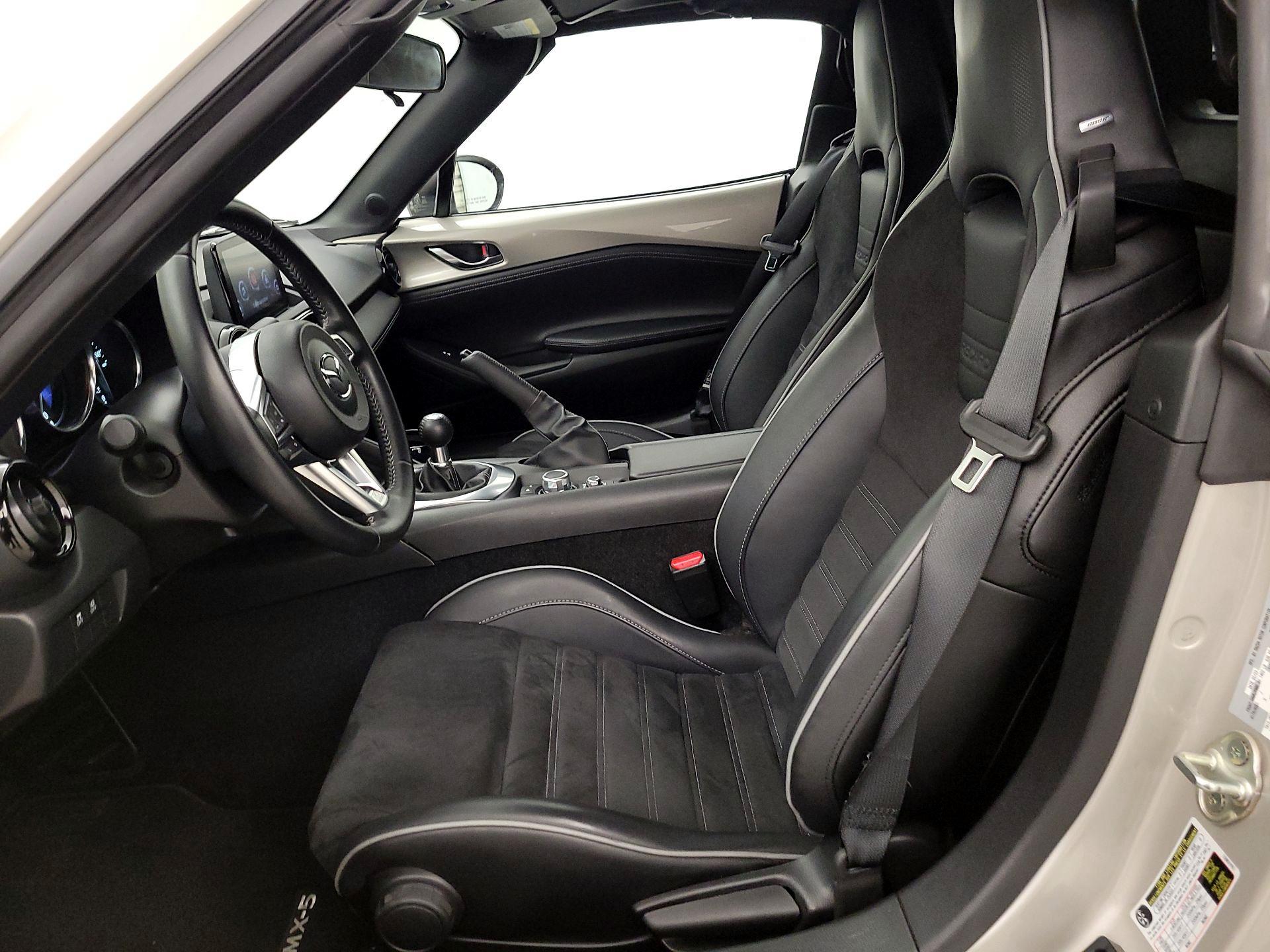 Thumbnail: 2023 Mazda MX-5 Miata - 11