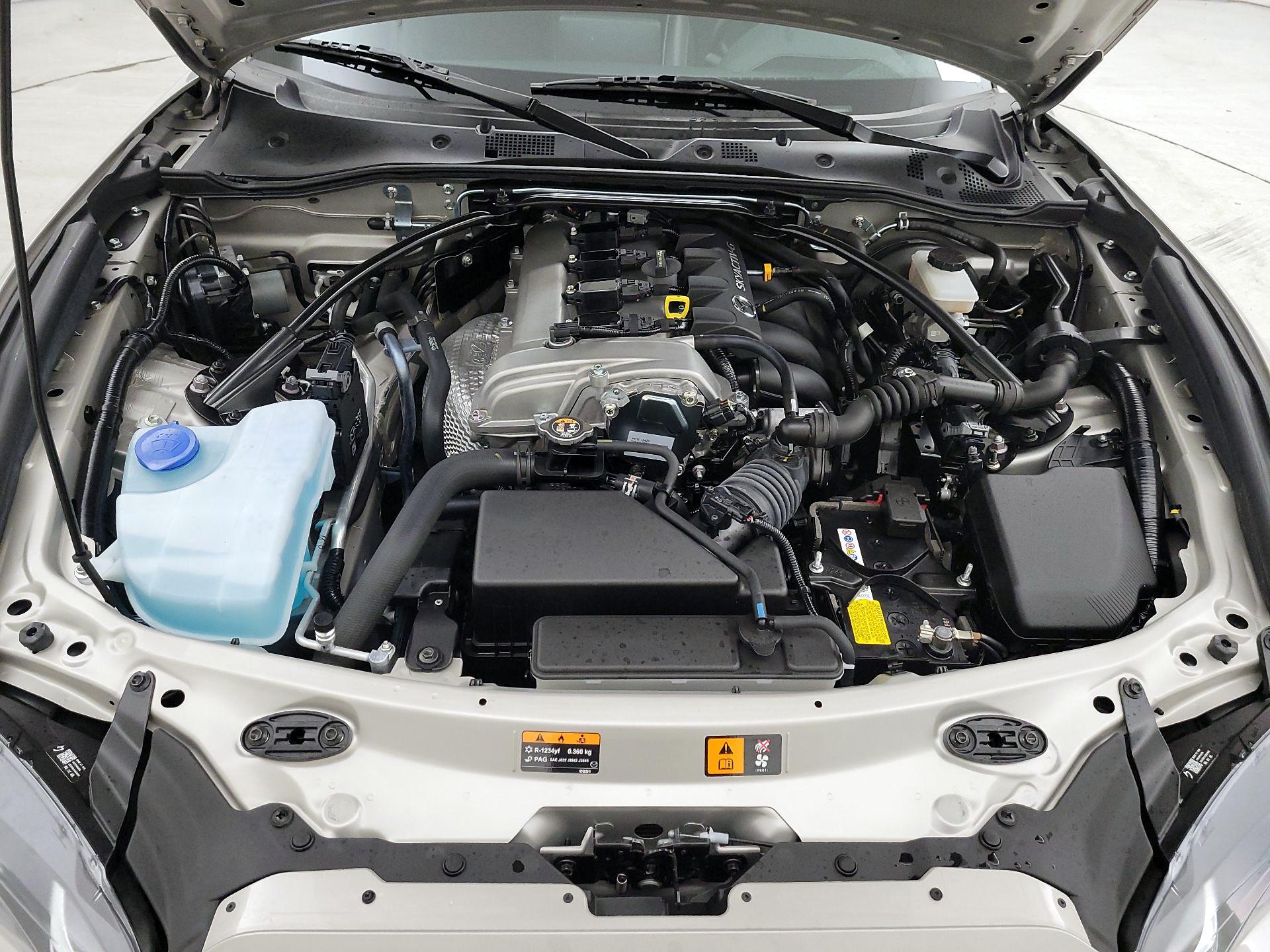 Thumbnail: 2023 Mazda MX-5 Miata - 18