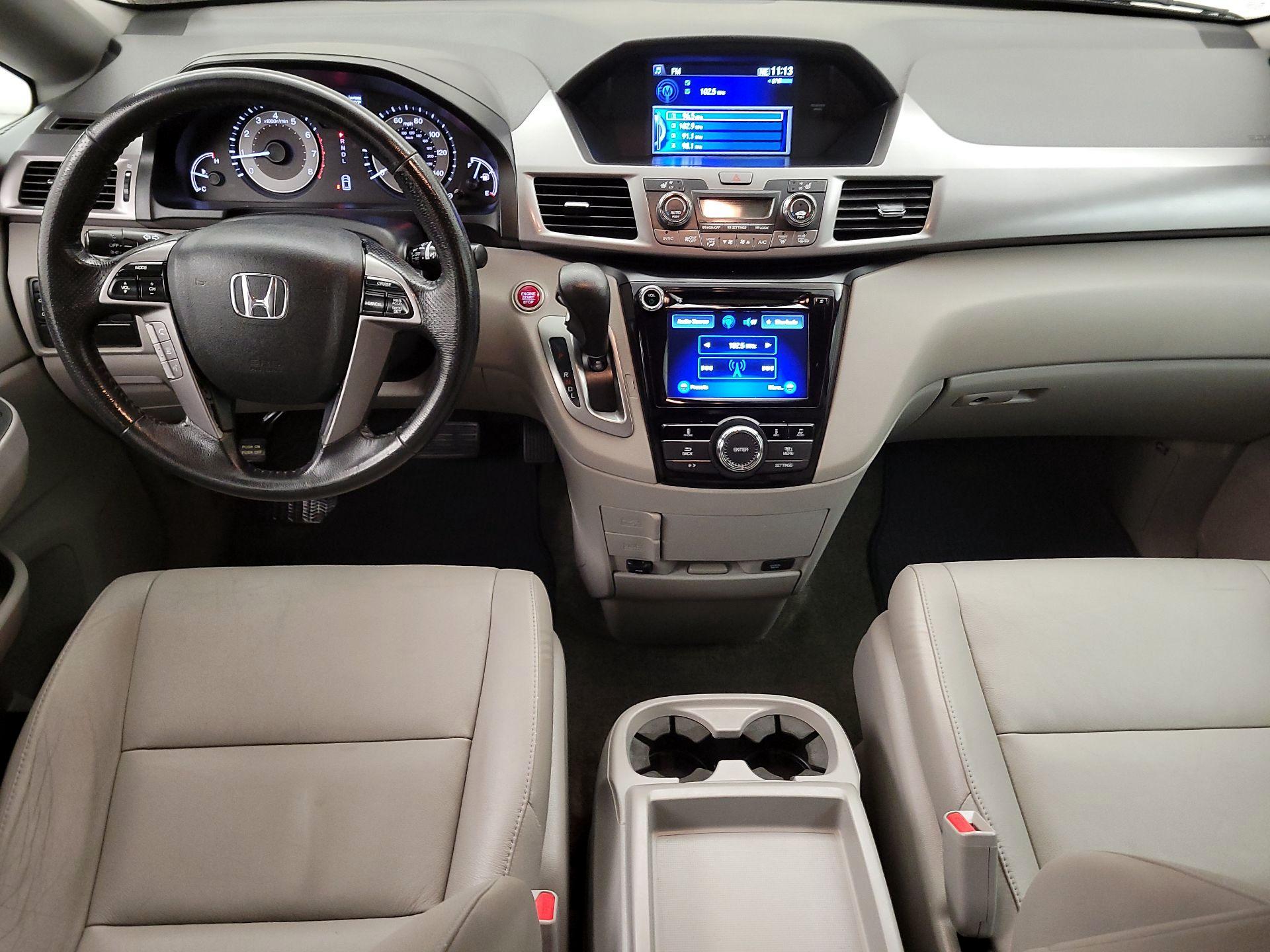 Thumbnail: 2015 Honda Odyssey - 9
