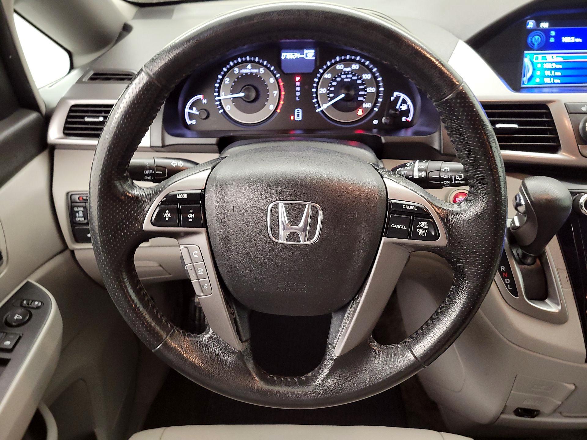 Thumbnail: 2015 Honda Odyssey - 10