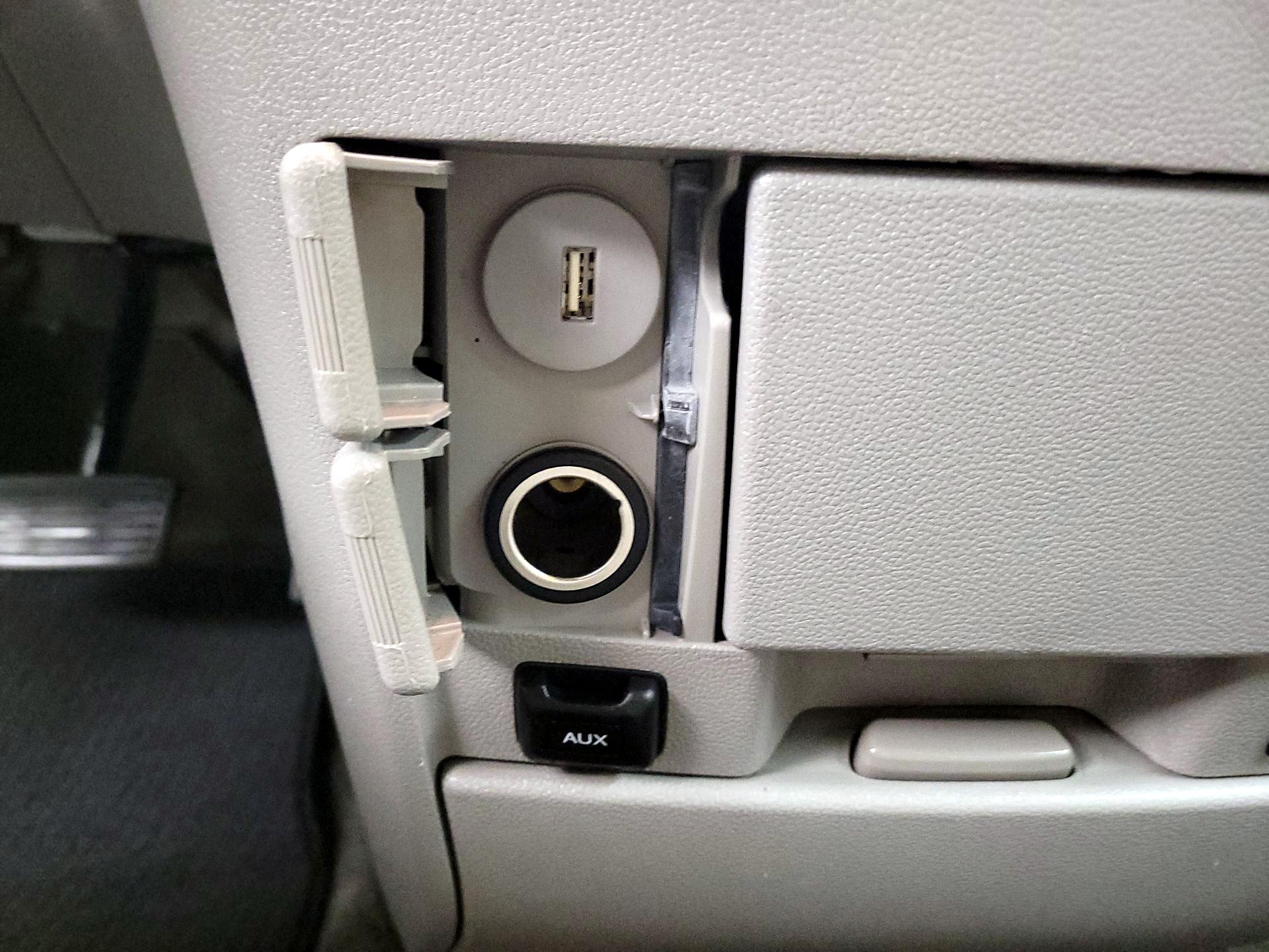 Thumbnail: 2015 Honda Odyssey - 18