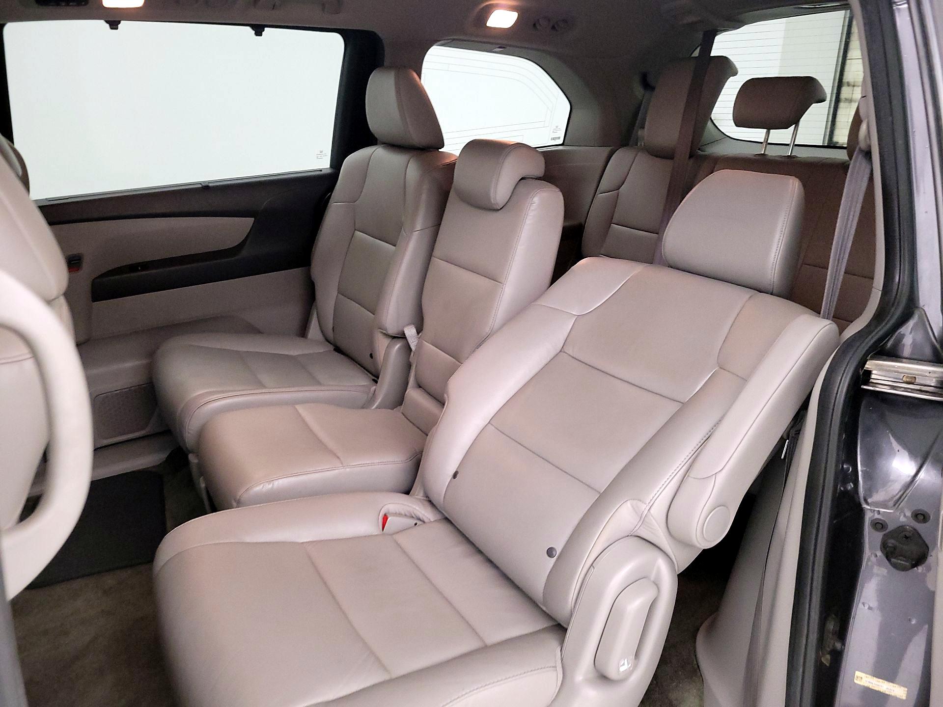 Thumbnail: 2015 Honda Odyssey - 19