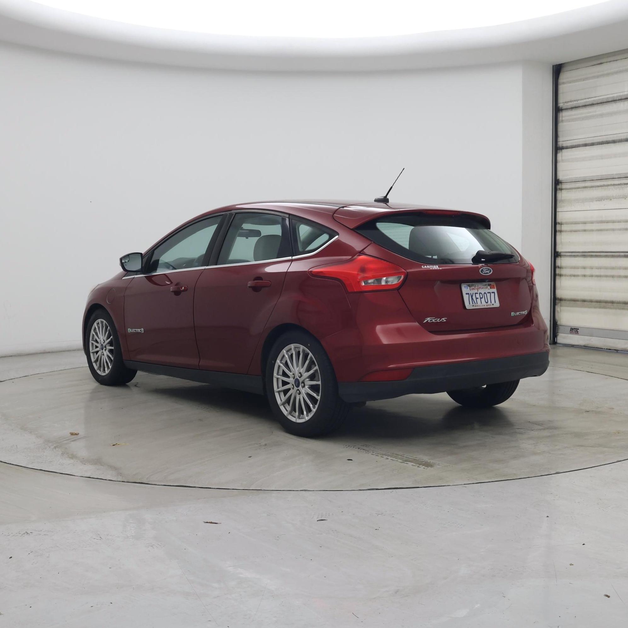 Thumbnail: 2015 Ford Focus - 2