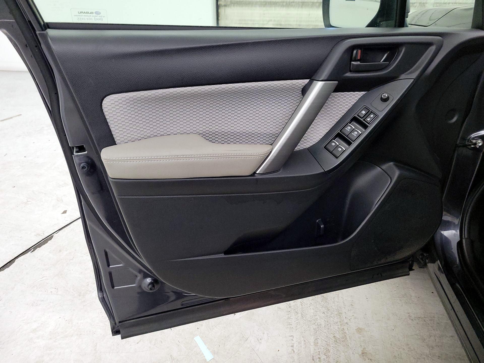 Thumbnail: 2018 Subaru Forester - 12