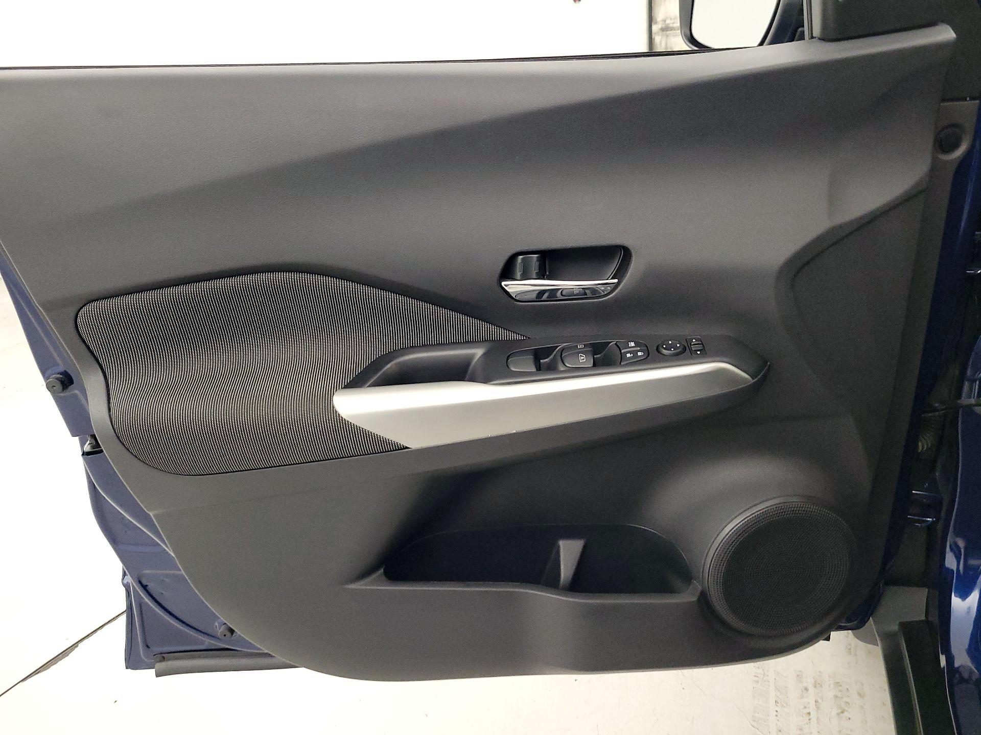 Thumbnail: 2020 Nissan Kicks - 12