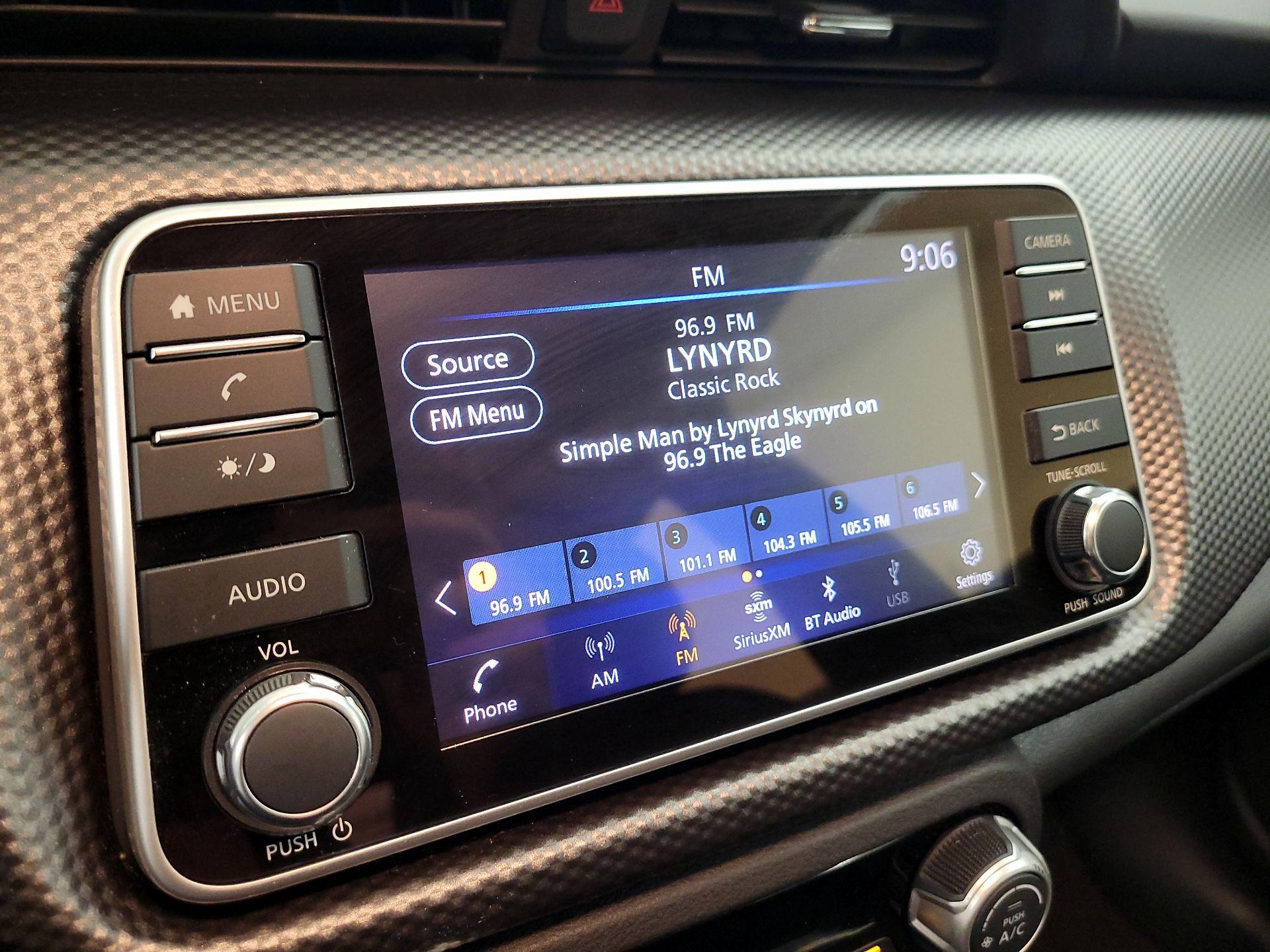 Thumbnail: 2020 Nissan Kicks - 14