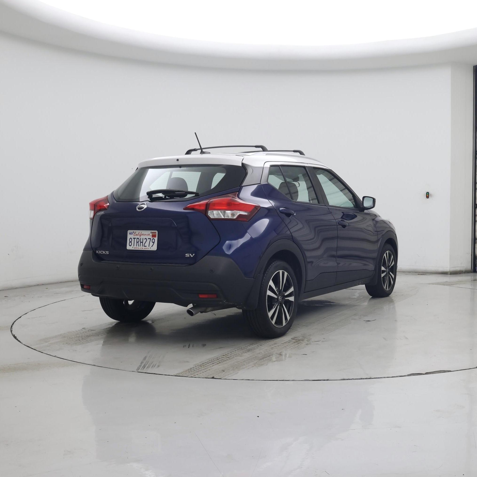 Thumbnail: 2020 Nissan Kicks - 8