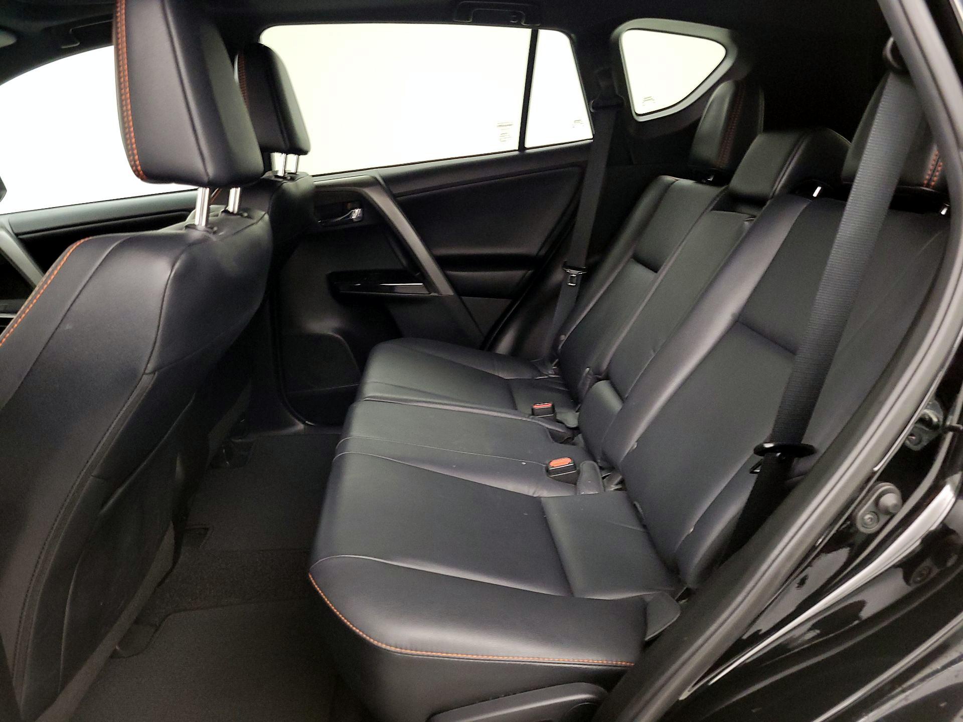 Thumbnail: 2017 Toyota RAV4 - 17