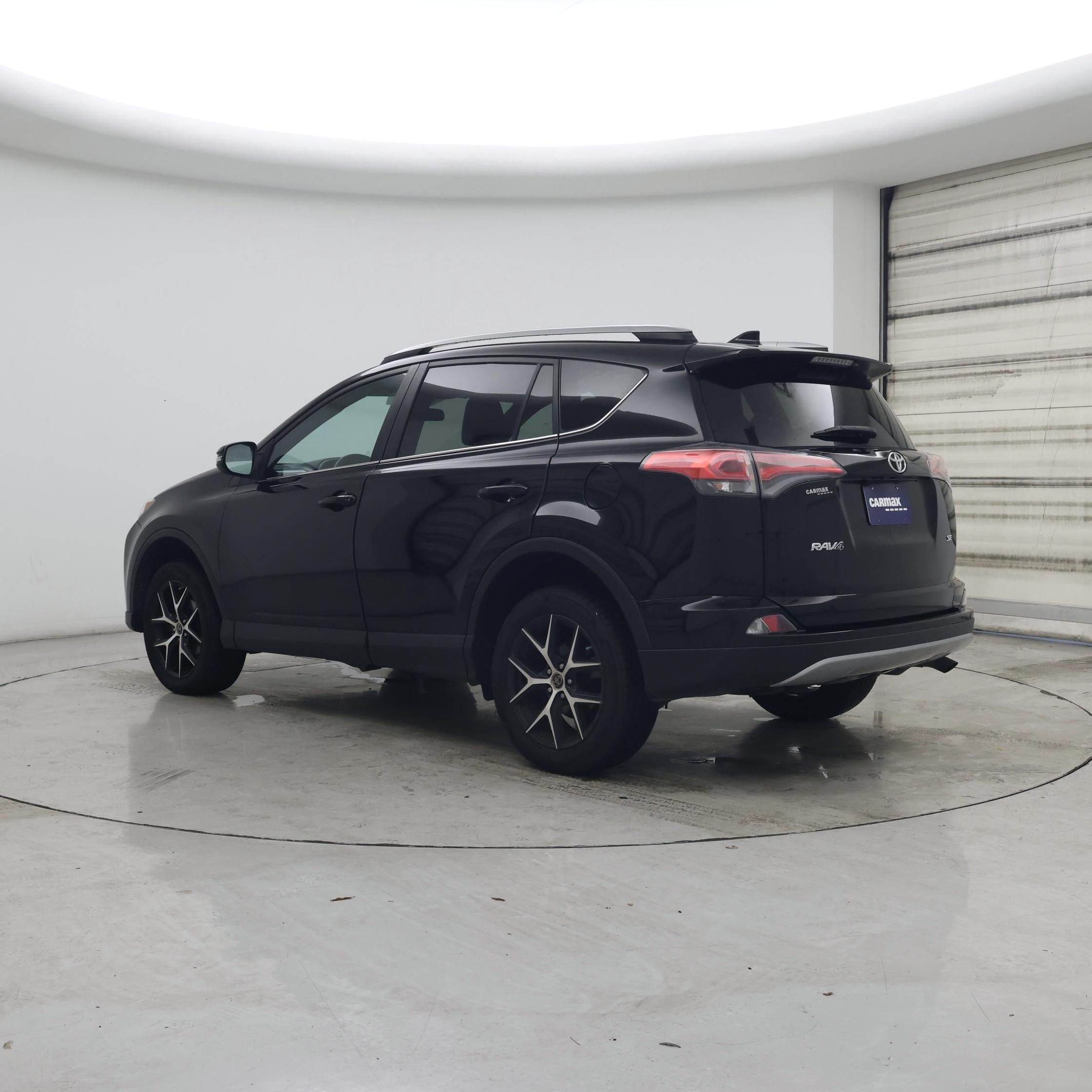 Thumbnail: 2017 Toyota RAV4 - 2