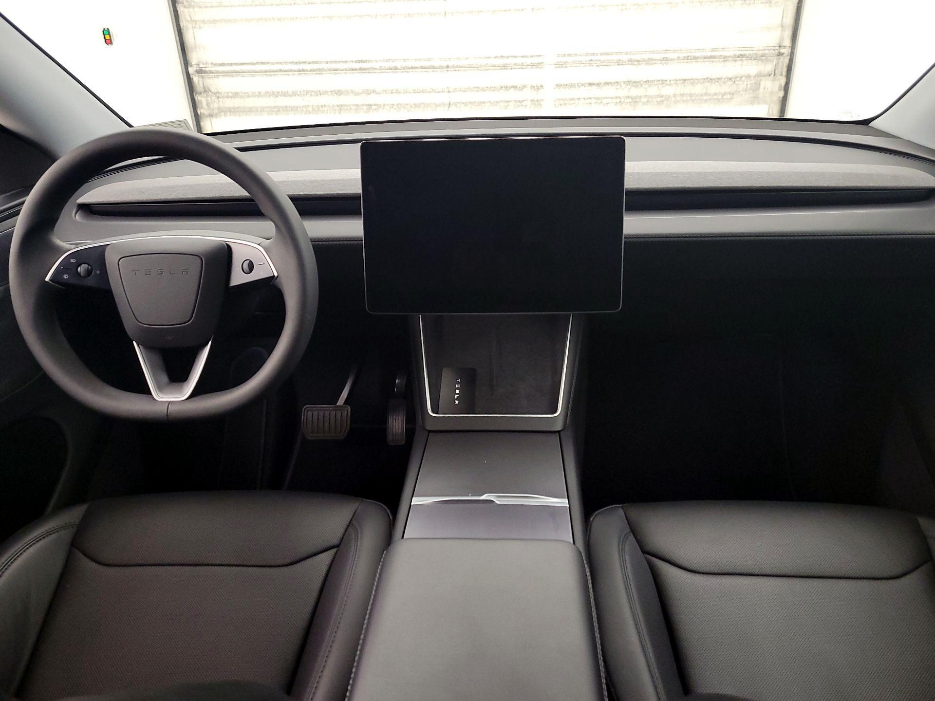 Thumbnail: 2026 Tesla Model Y - 9