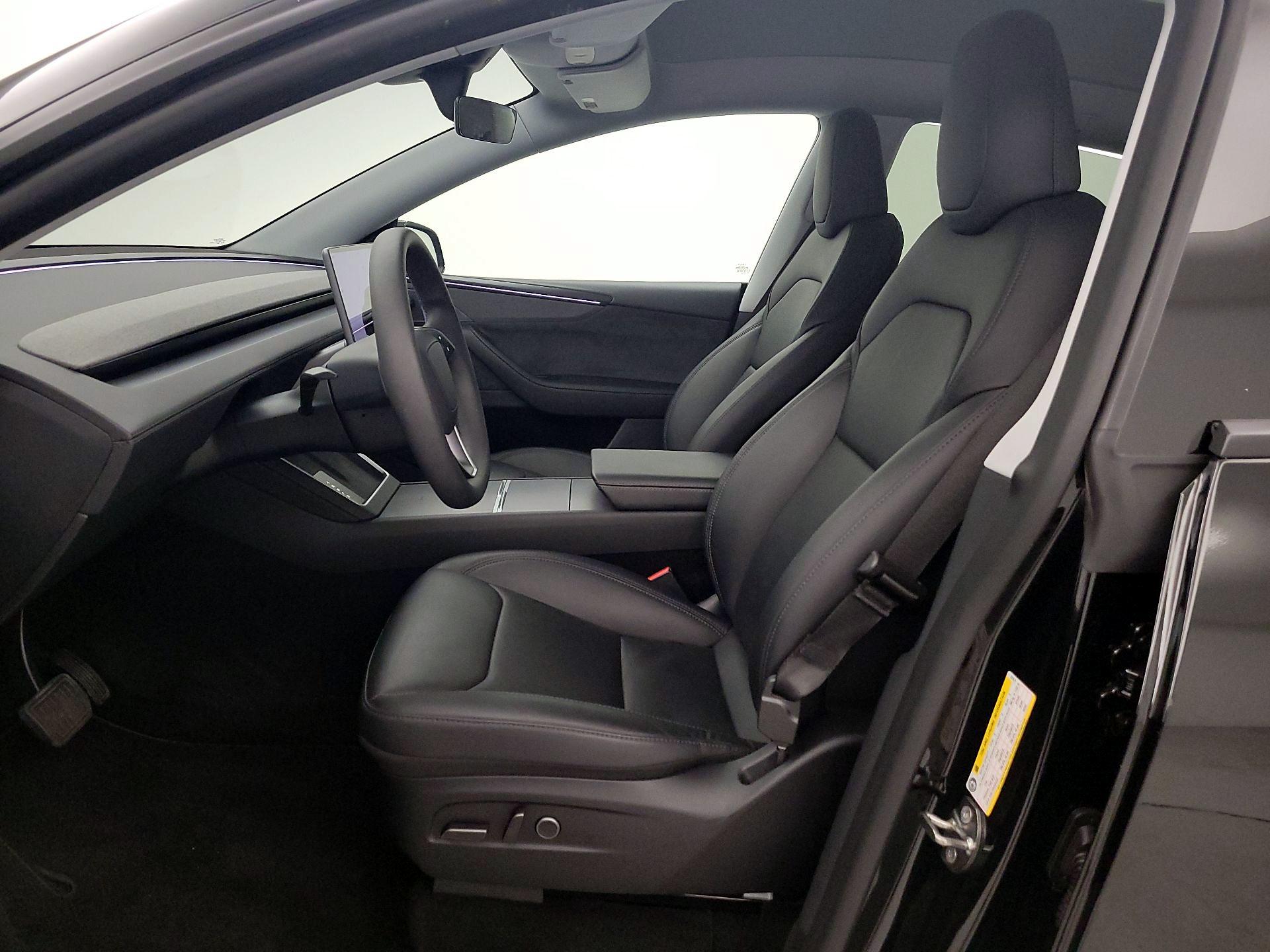 Thumbnail: 2026 Tesla Model Y - 11