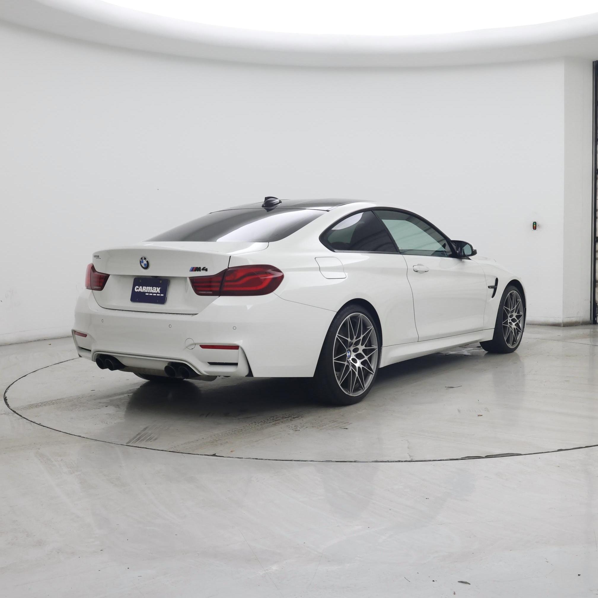 Thumbnail: 2020 BMW M4 - 8