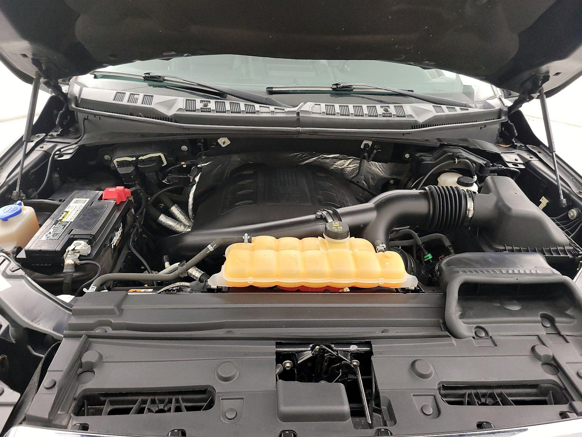 Thumbnail: 2016 Ford F-150 - 19