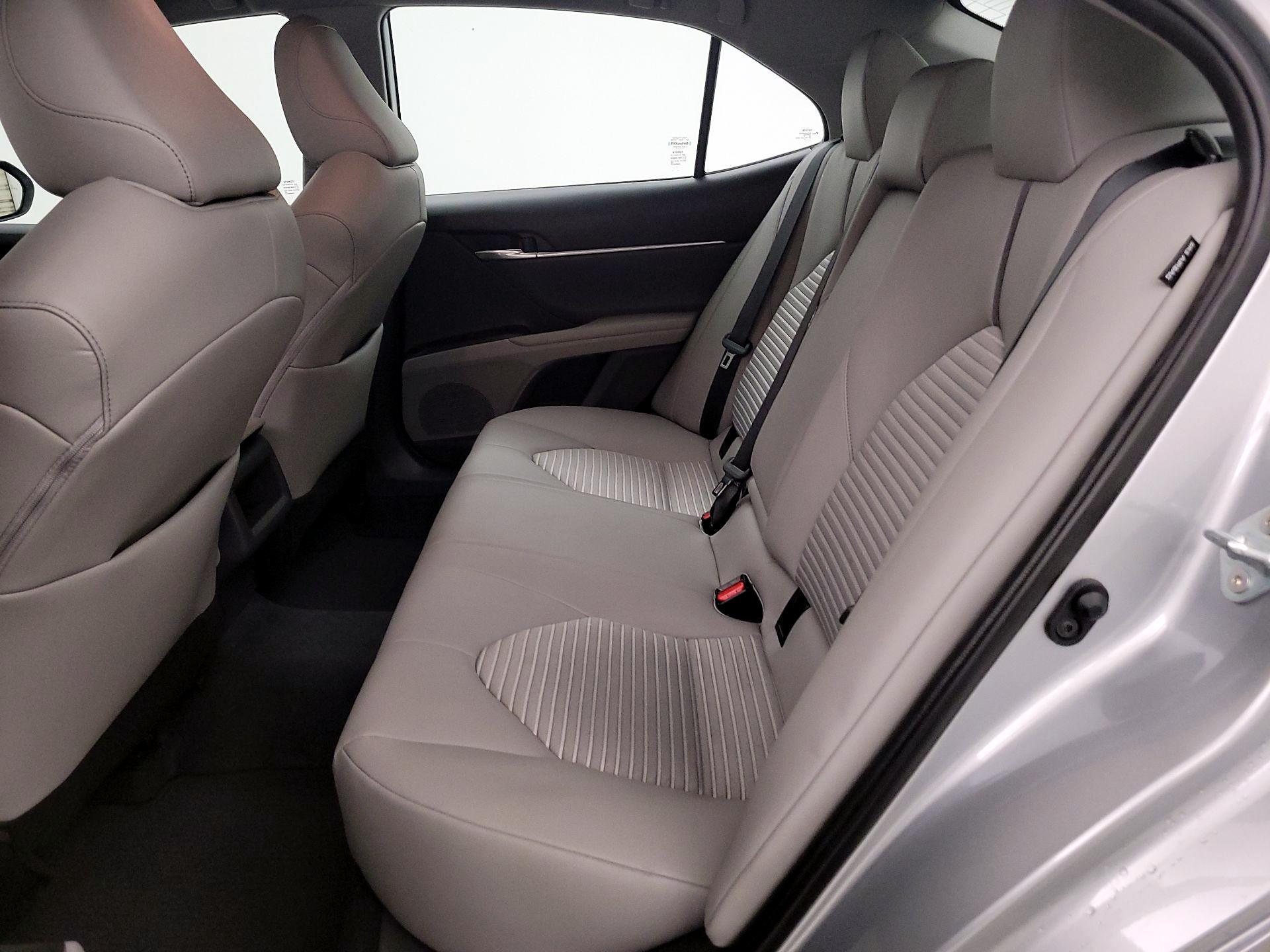 Thumbnail: 2022 Toyota Camry - 17