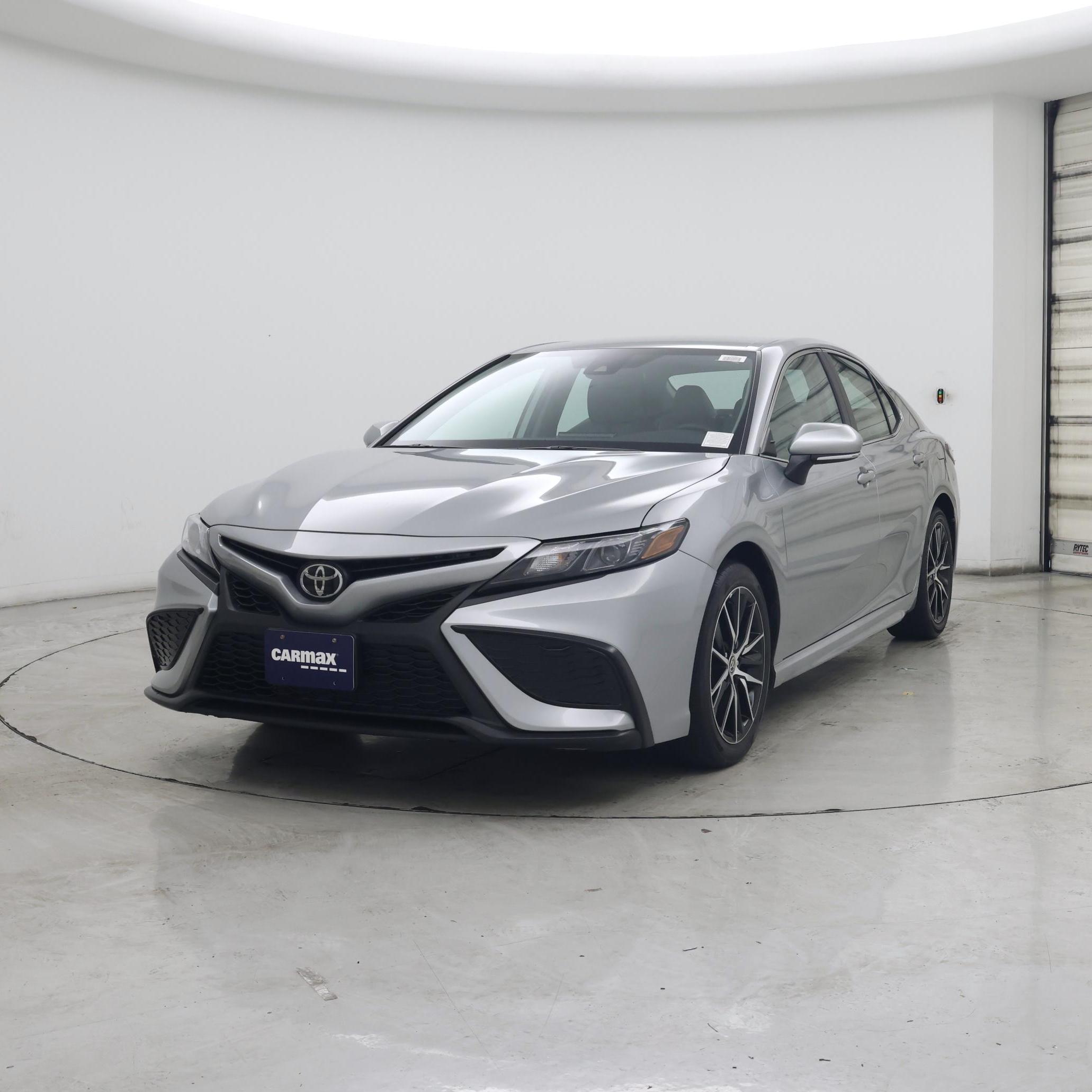 Thumbnail: 2022 Toyota Camry - 4