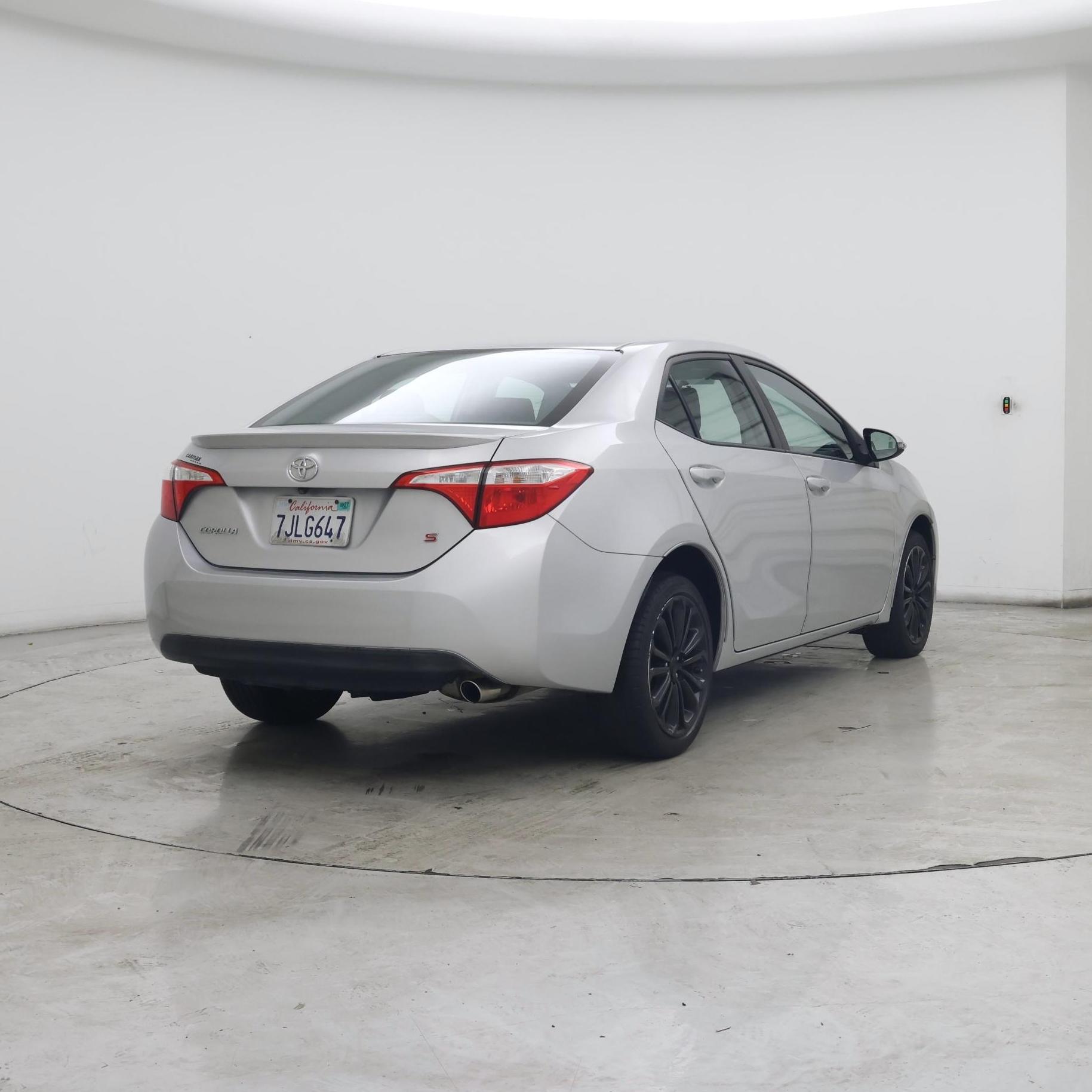 Thumbnail: 2015 Toyota Corolla - 8