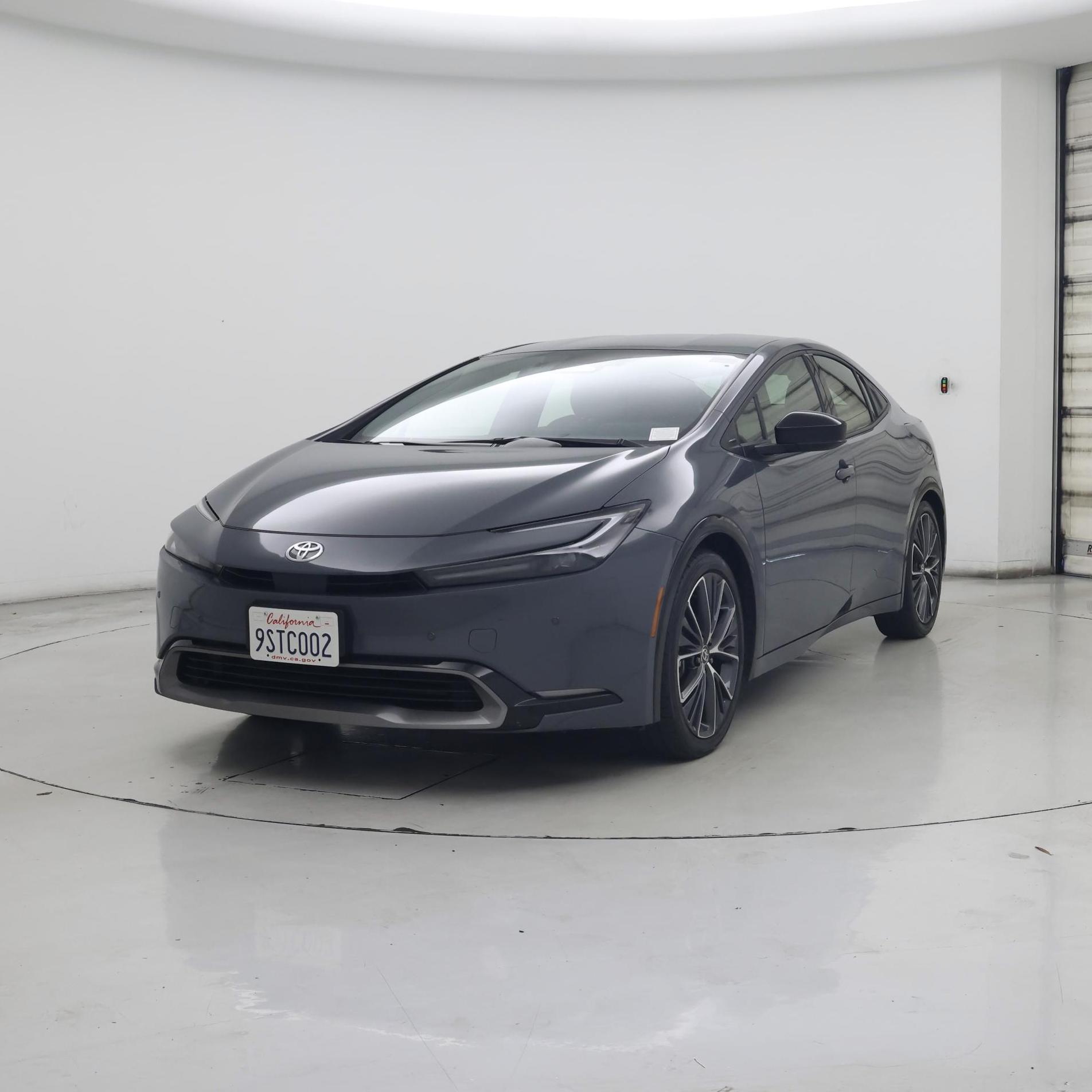 Thumbnail: 2025 Toyota Prius - 4