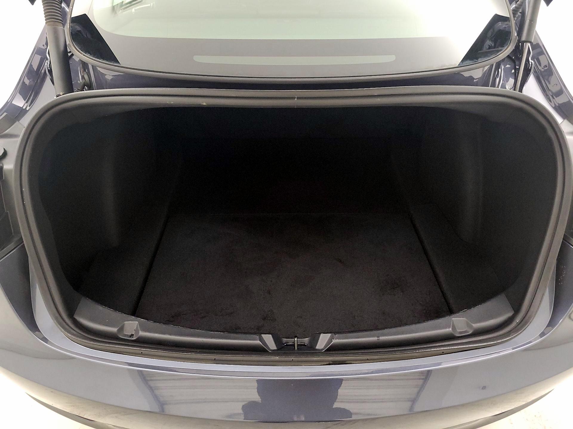 Thumbnail: 2023 Tesla Model 3 - 19