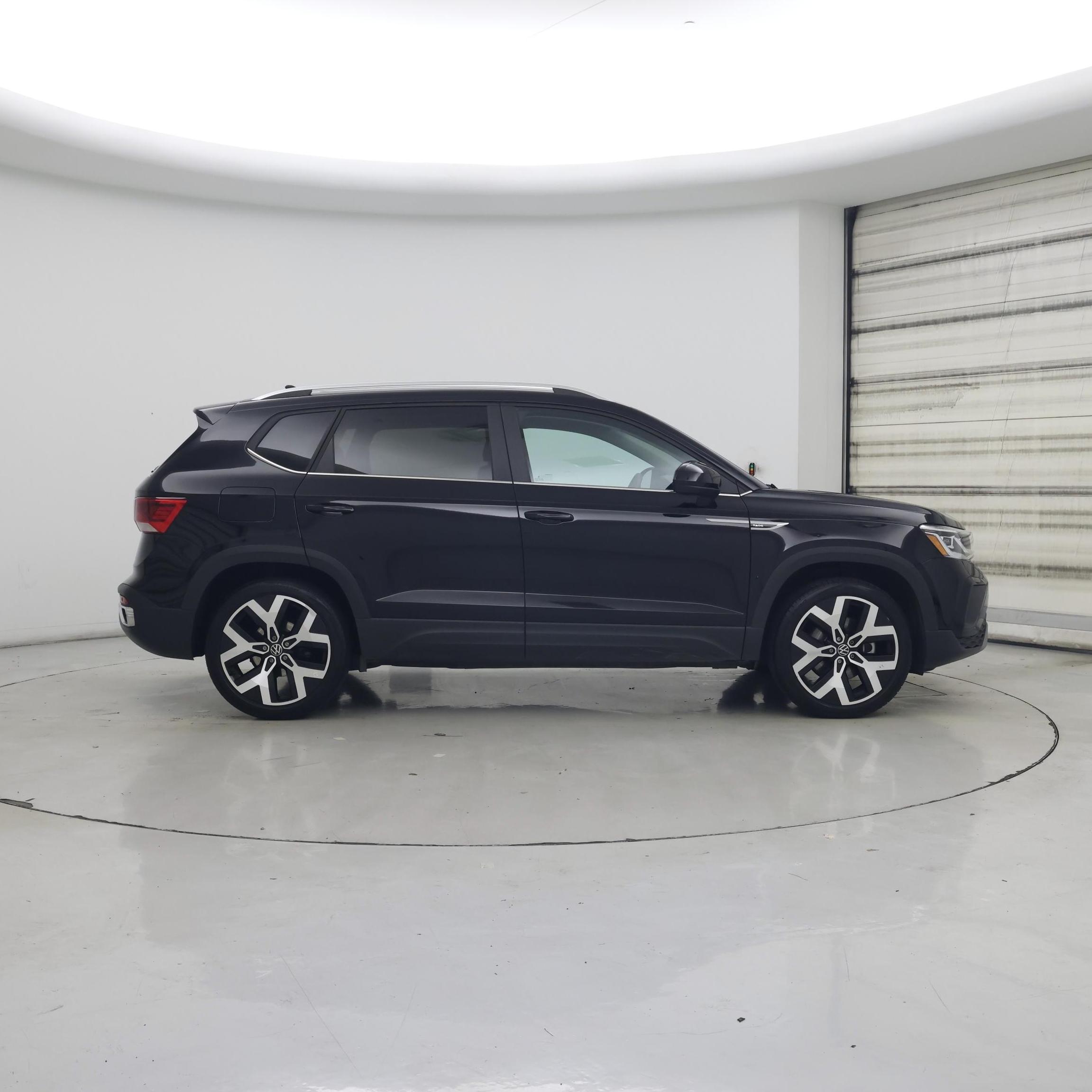 Thumbnail: 2022 Volkswagen Taos - 7