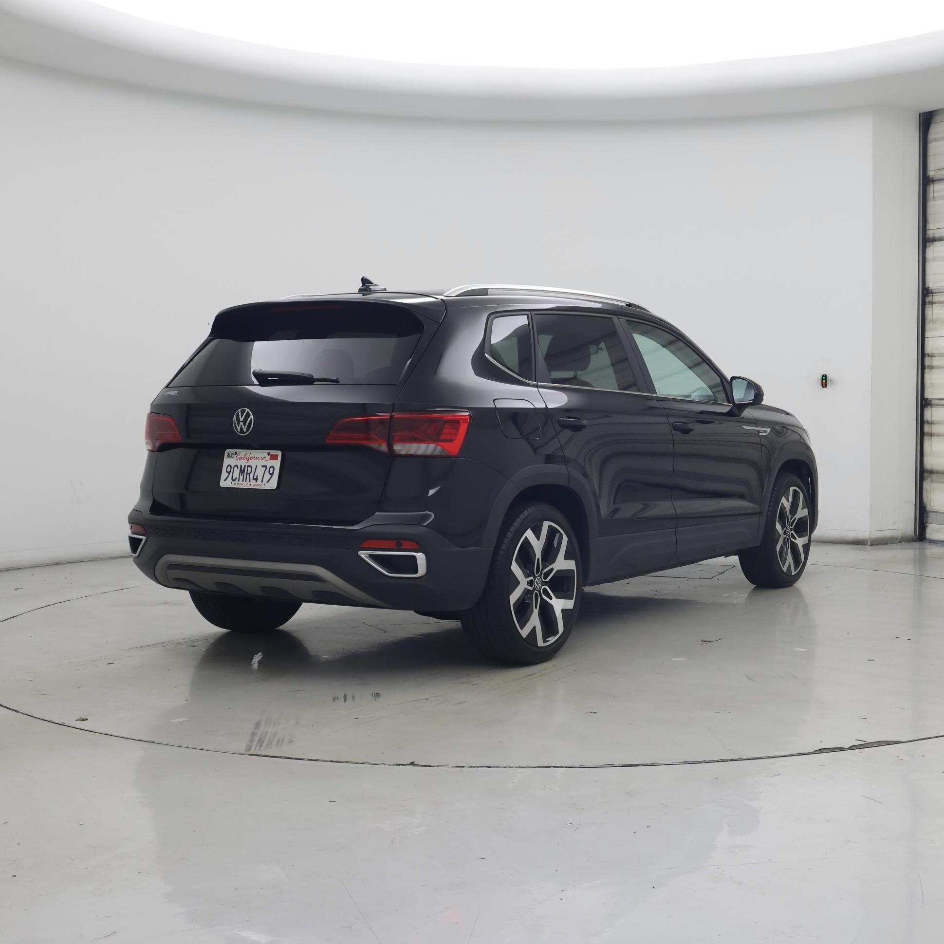 Thumbnail: 2022 Volkswagen Taos - 8