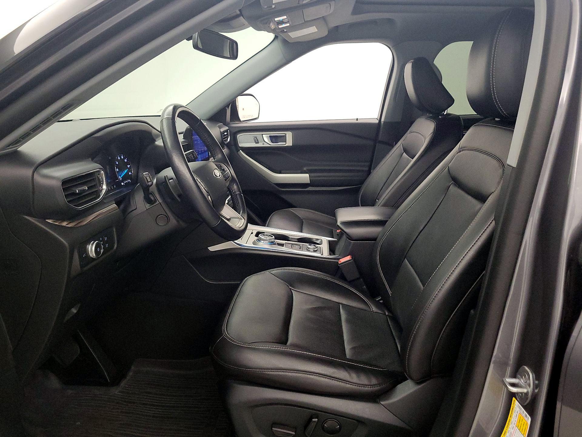 Thumbnail: 2021 Ford Explorer - 11