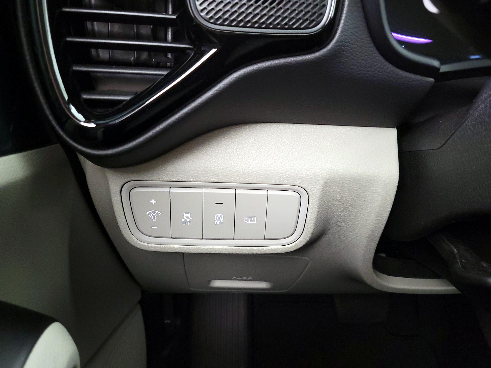 Thumbnail: 2025 Kia Soul - 13