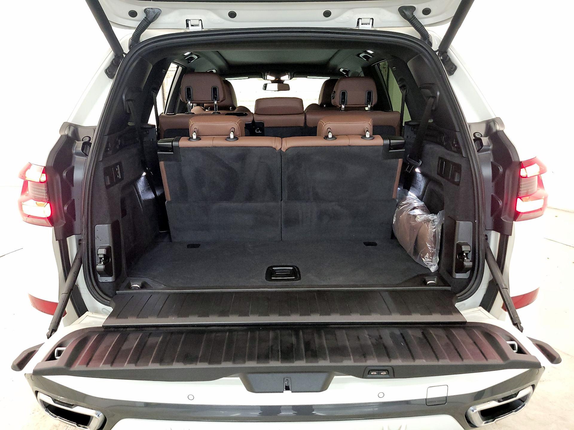 Thumbnail: 2019 BMW X5 - 19