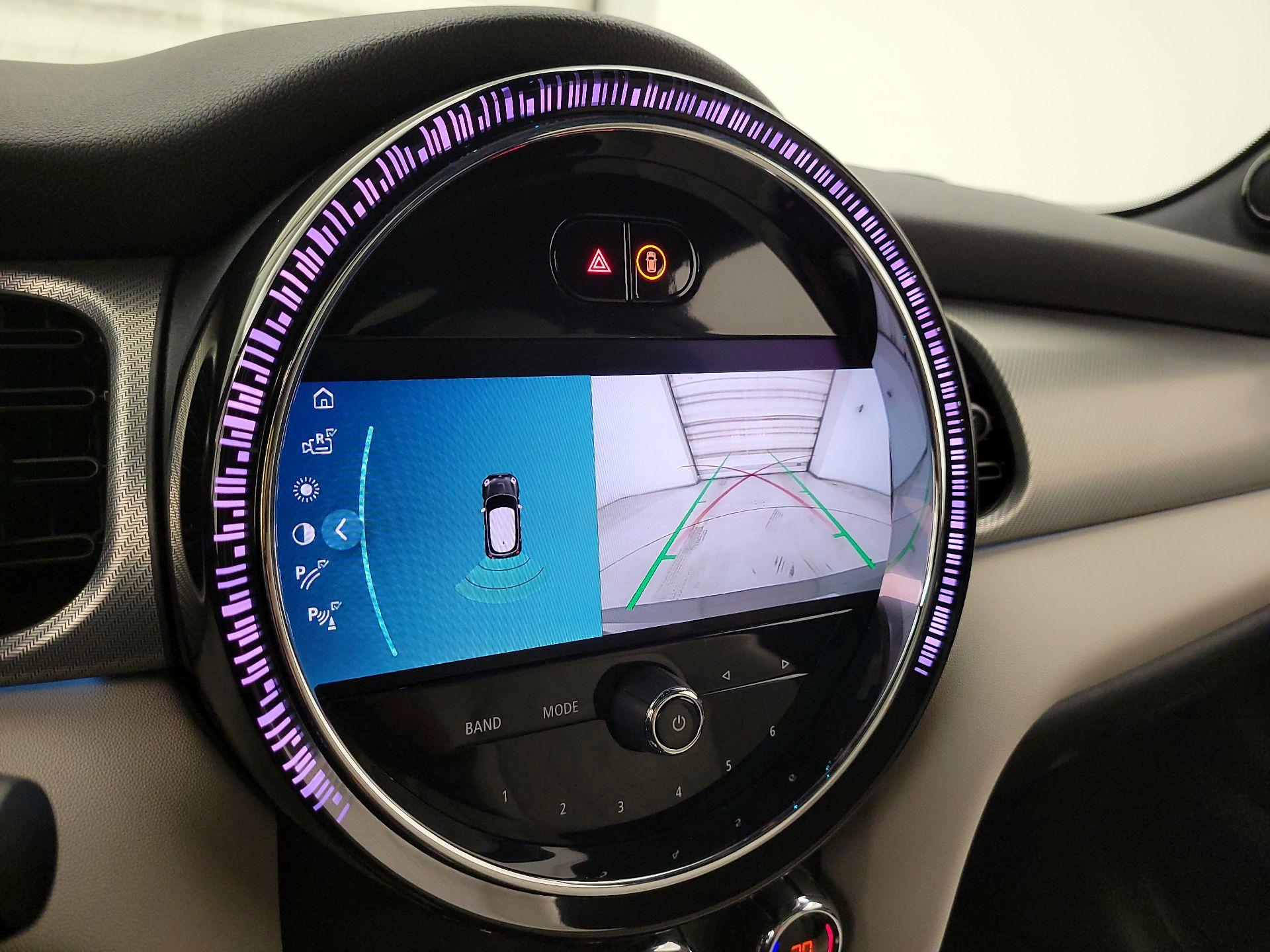 Thumbnail: 2022 MINI Cooper Hardtop - 14