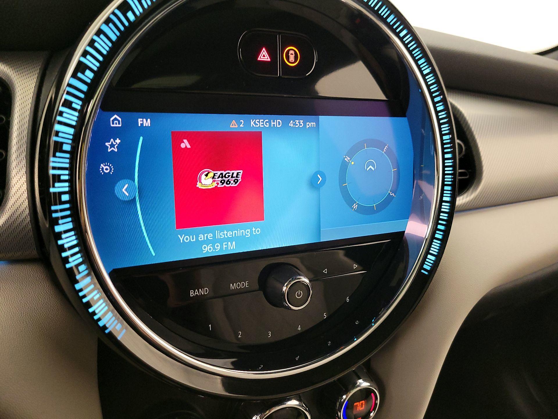 Thumbnail: 2022 MINI Cooper Hardtop - 15