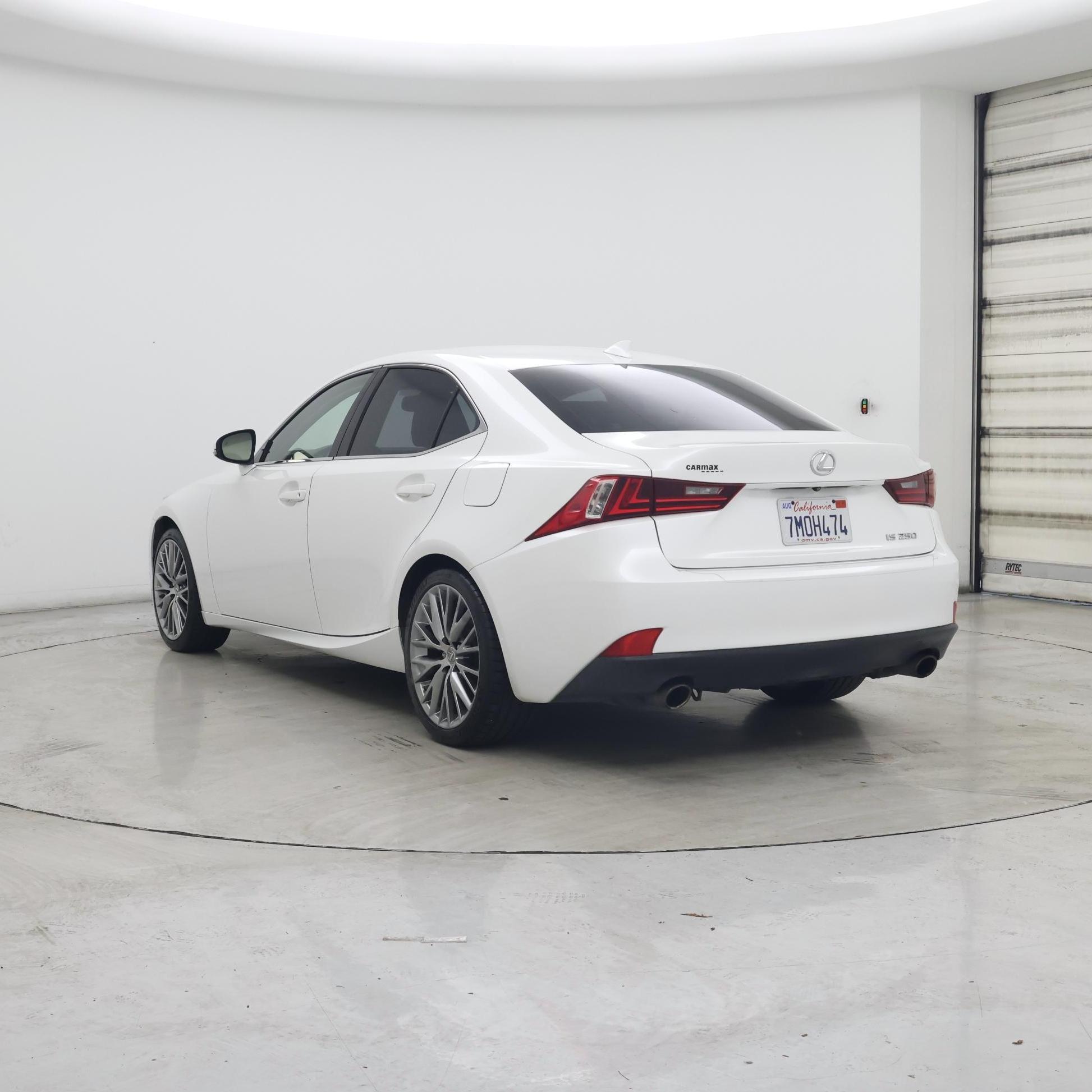 Thumbnail: 2015 Lexus IS - 2