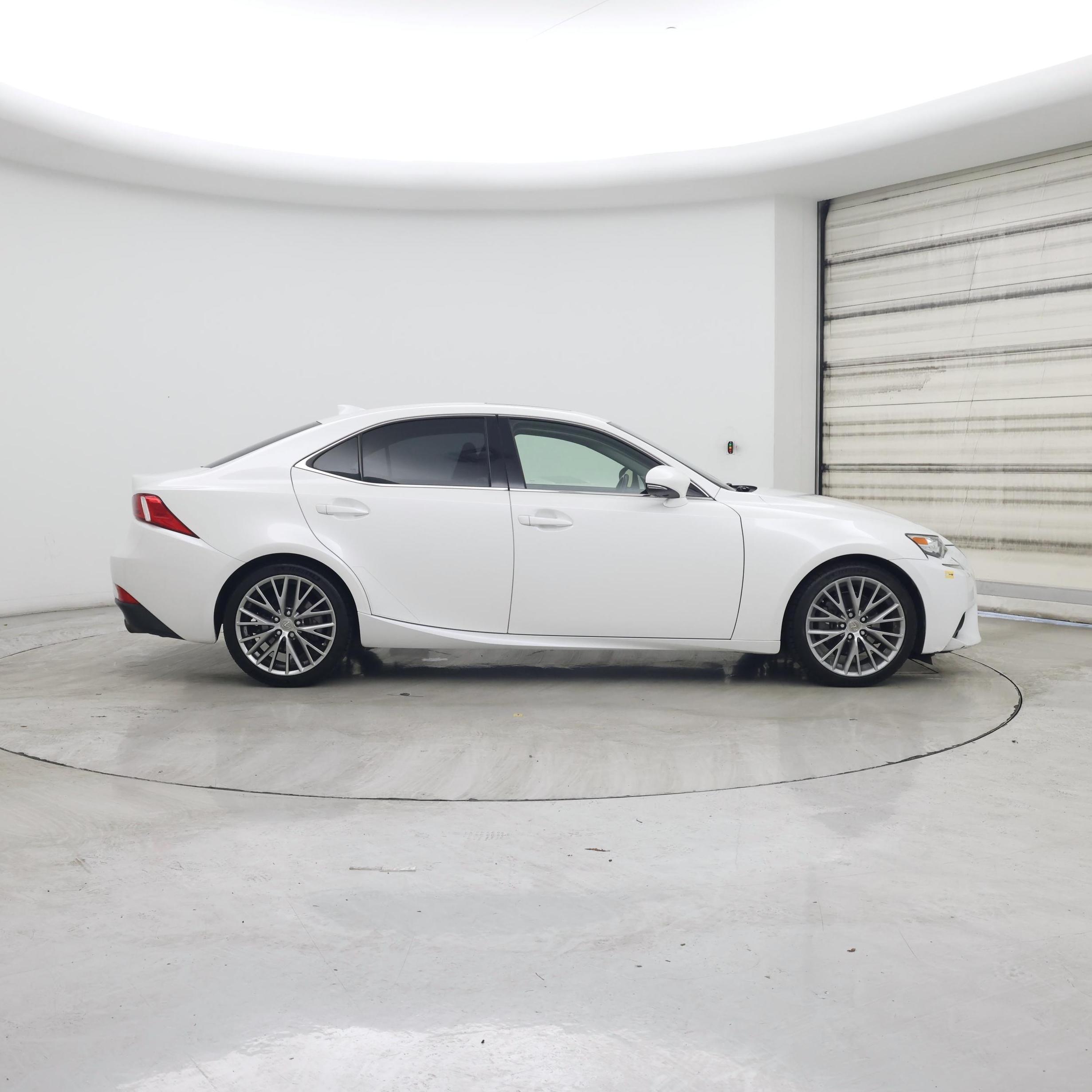 Thumbnail: 2015 Lexus IS - 7