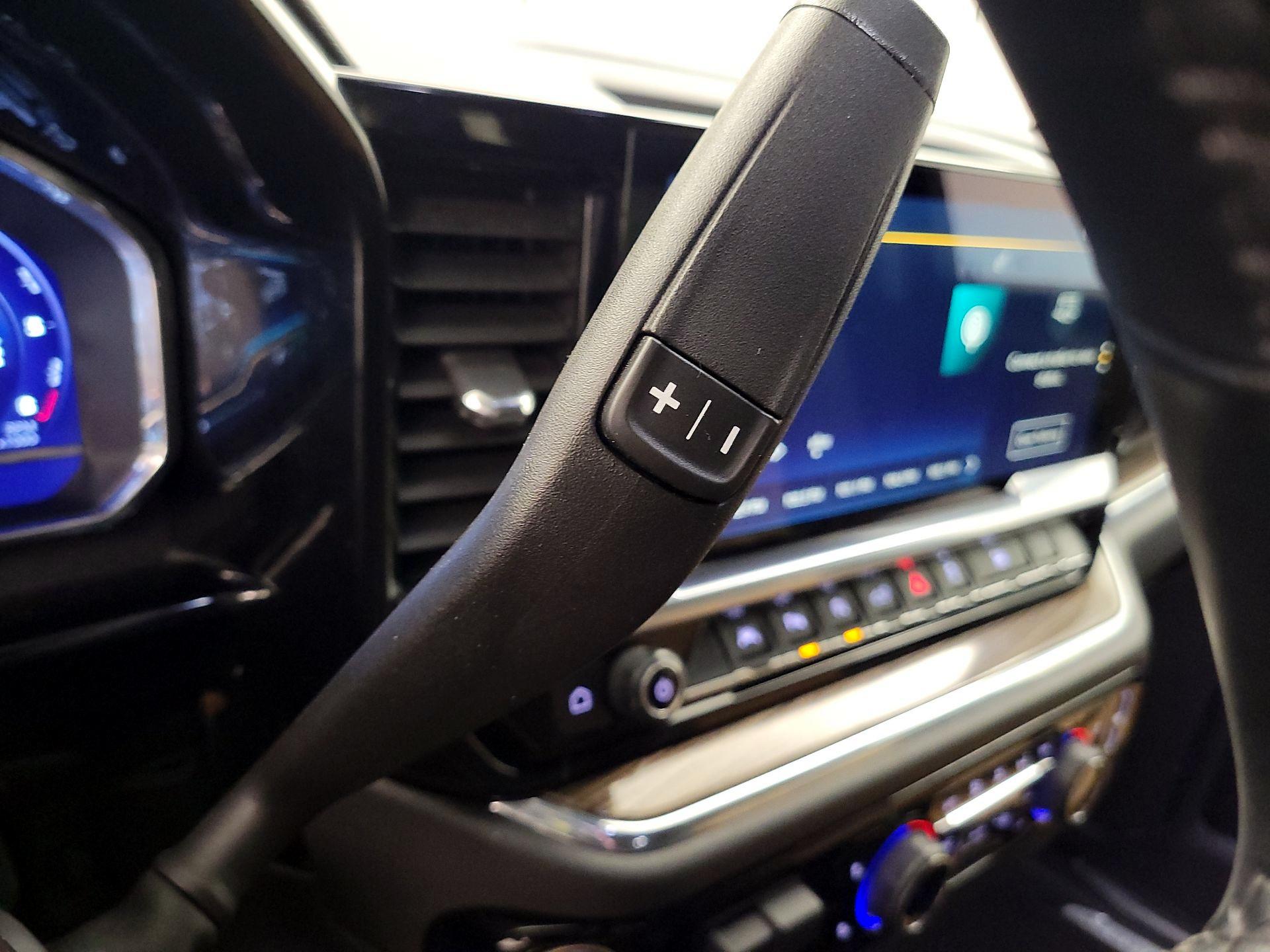 Thumbnail: 2023 Chevrolet Silverado 1500 - 17