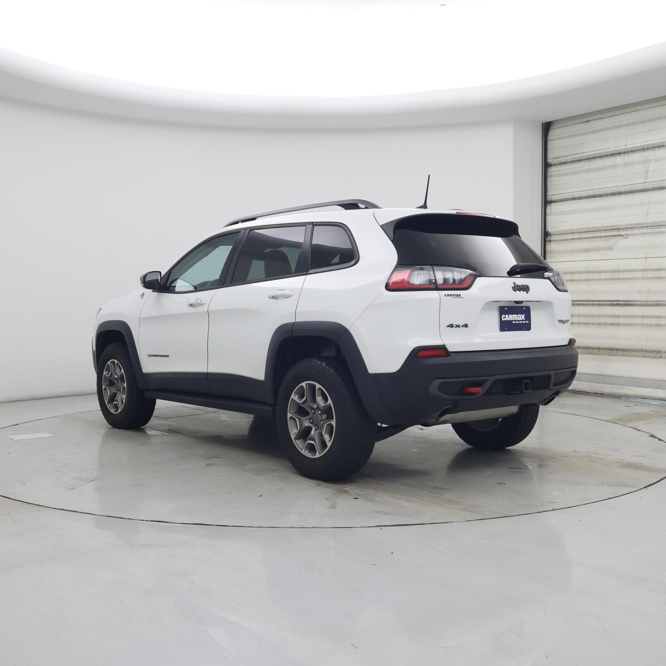 Thumbnail: 2021 Jeep Cherokee - 2