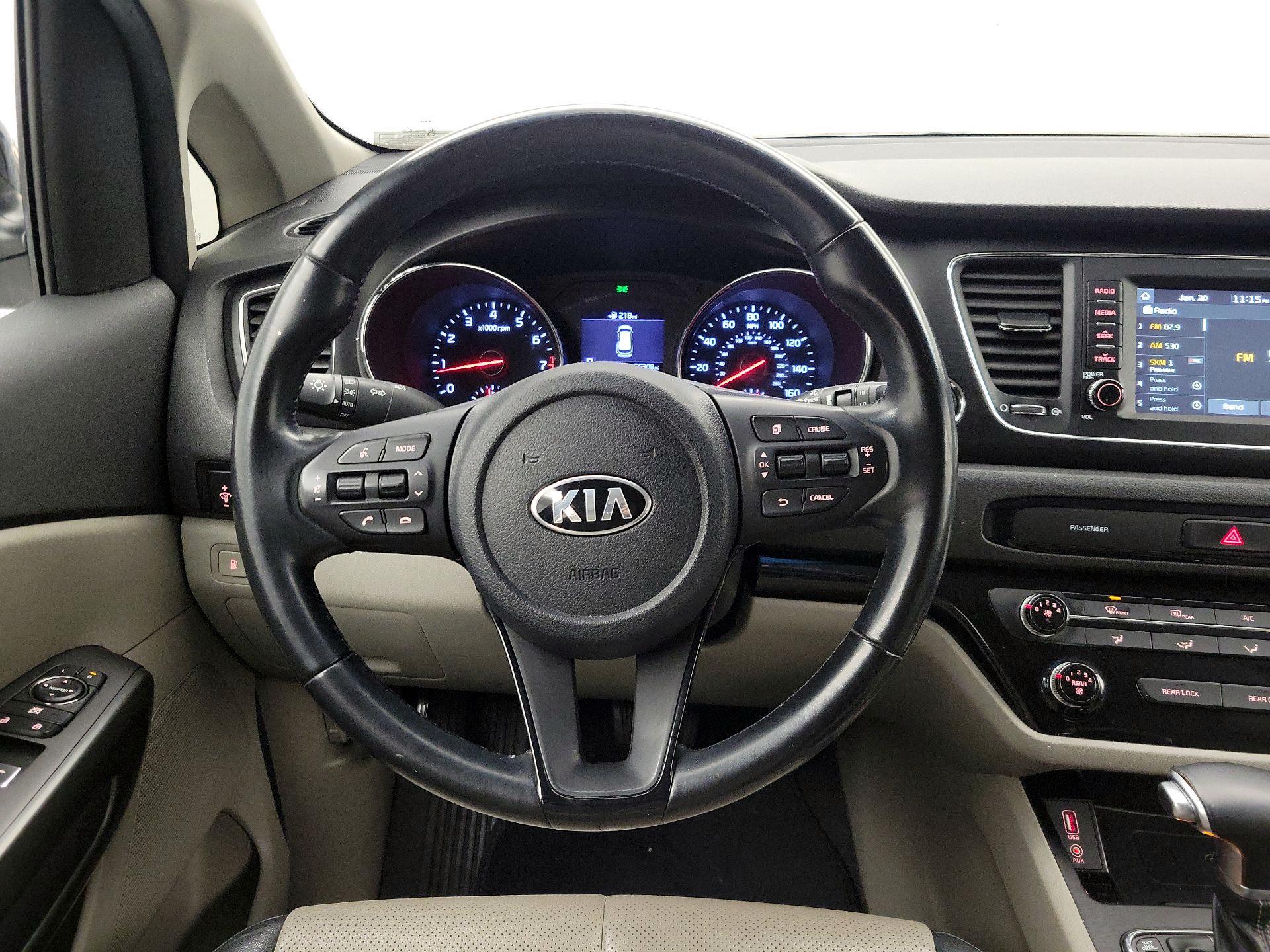 Thumbnail: 2019 Kia Sedona - 10