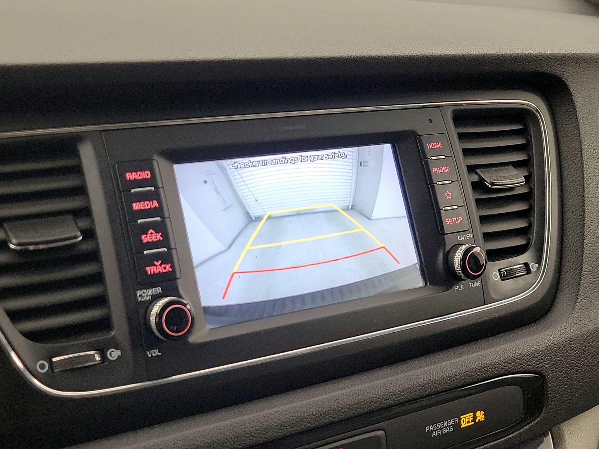 Thumbnail: 2019 Kia Sedona - 14