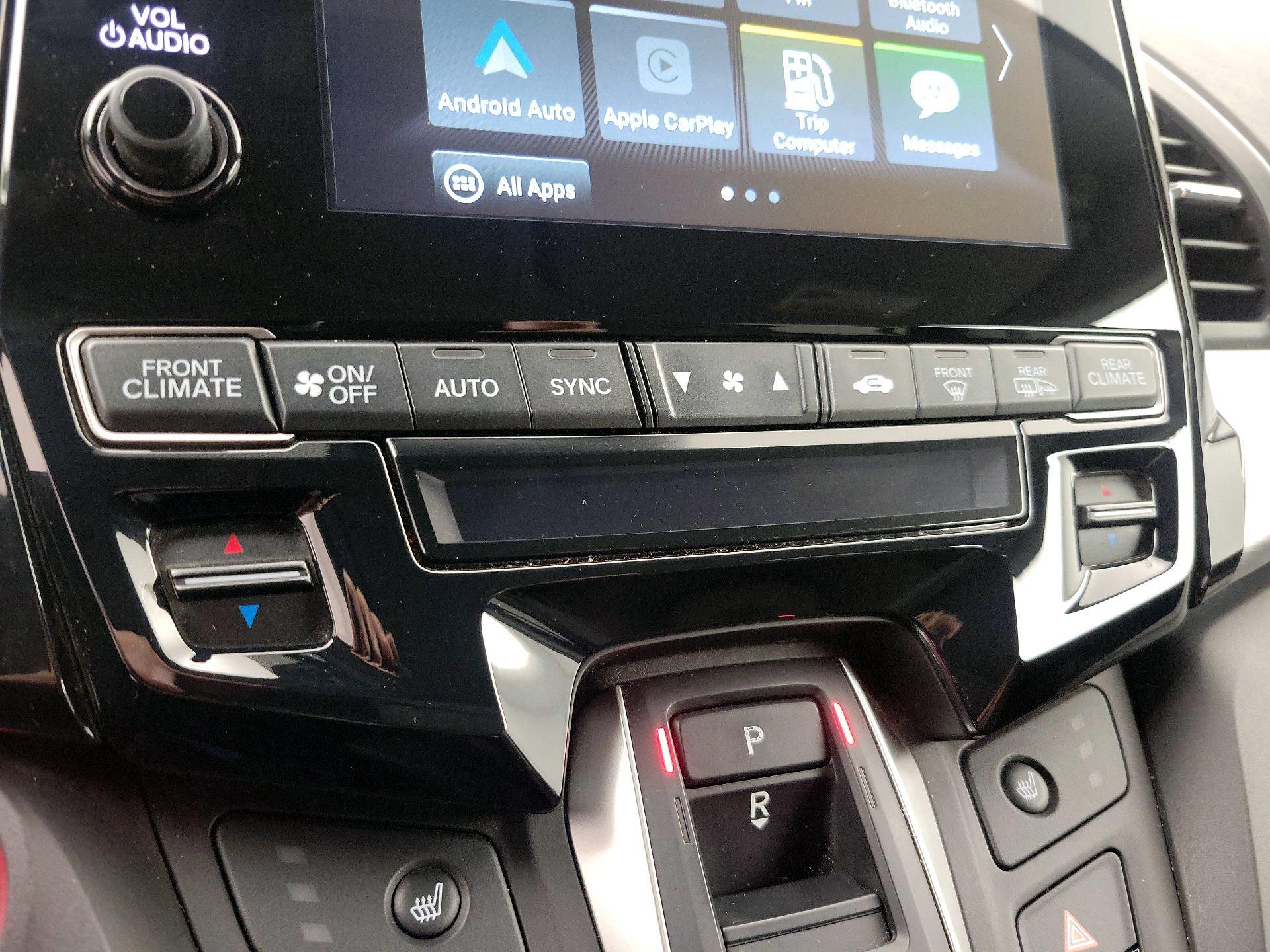 Thumbnail: 2019 Honda Odyssey - 16