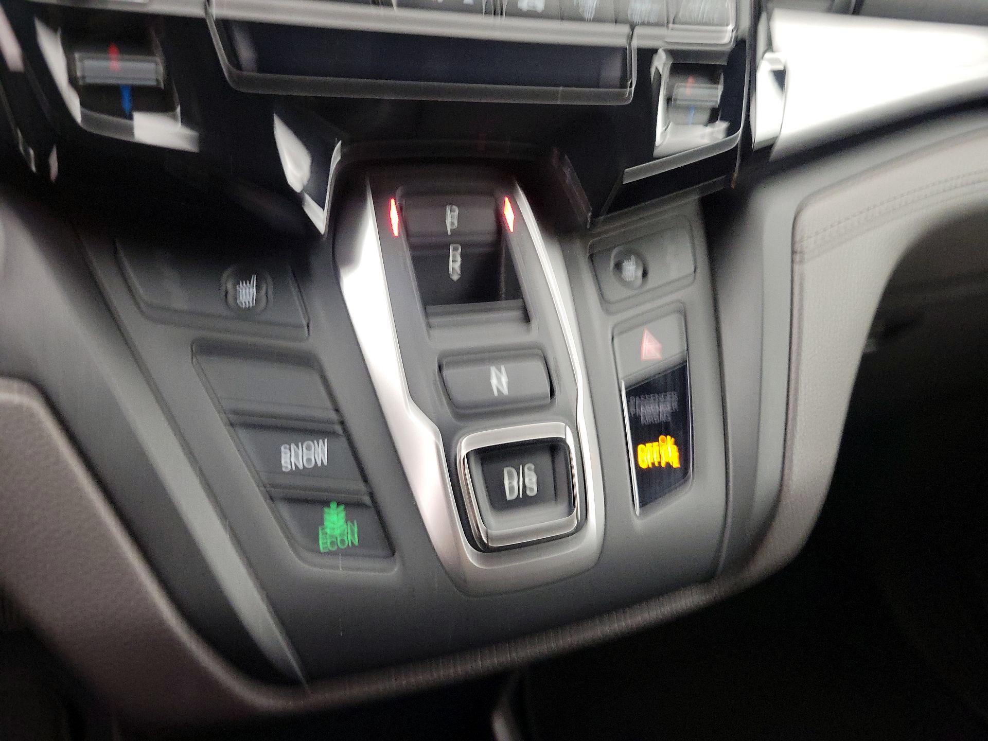 Thumbnail: 2019 Honda Odyssey - 17