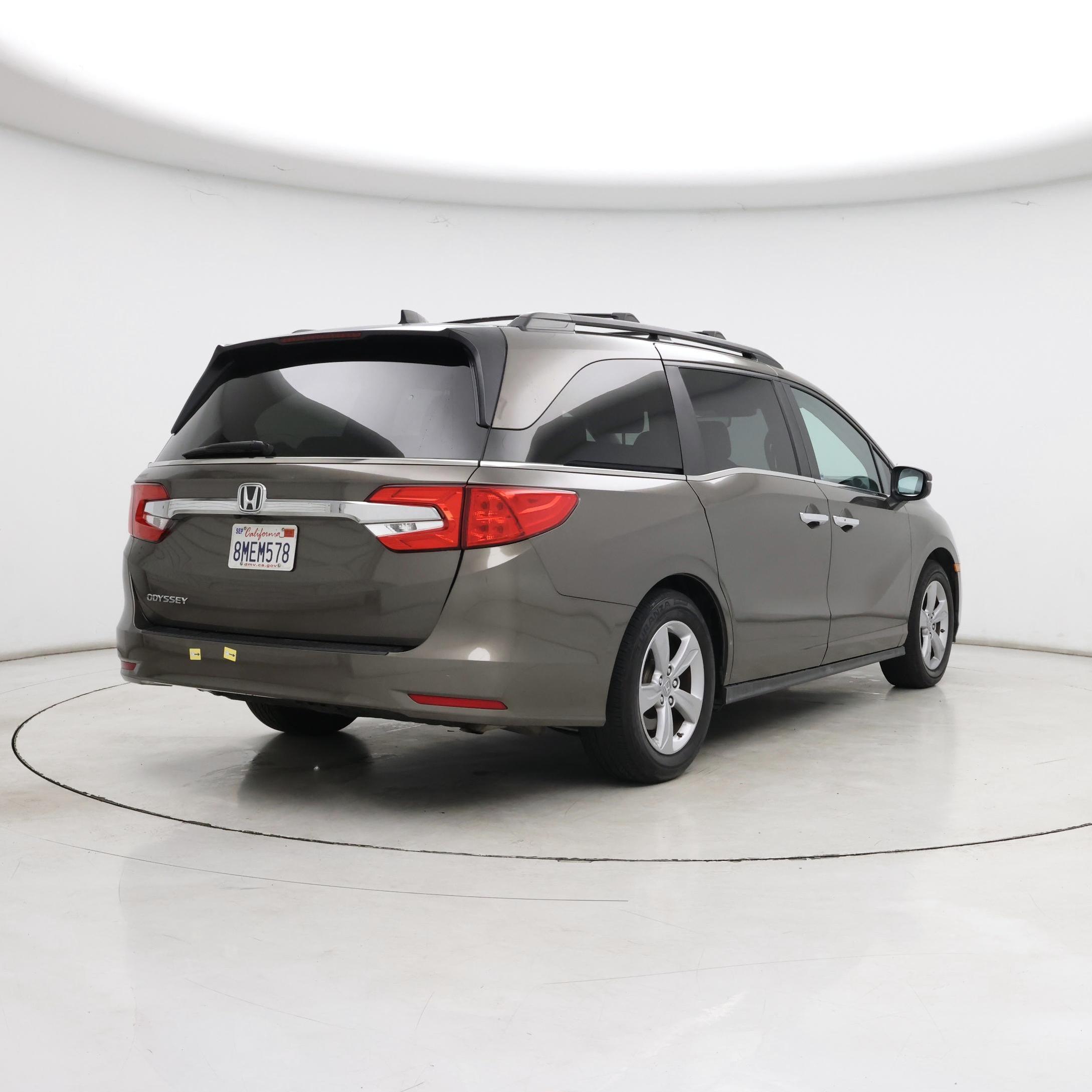 Thumbnail: 2019 Honda Odyssey - 8