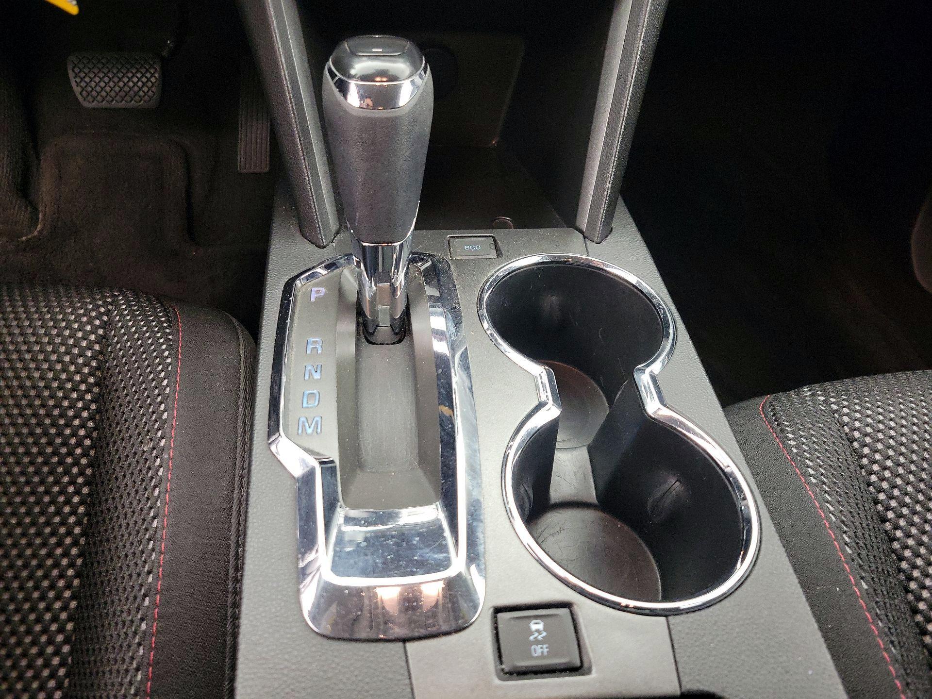 Thumbnail: 2016 Chevrolet Equinox - 16