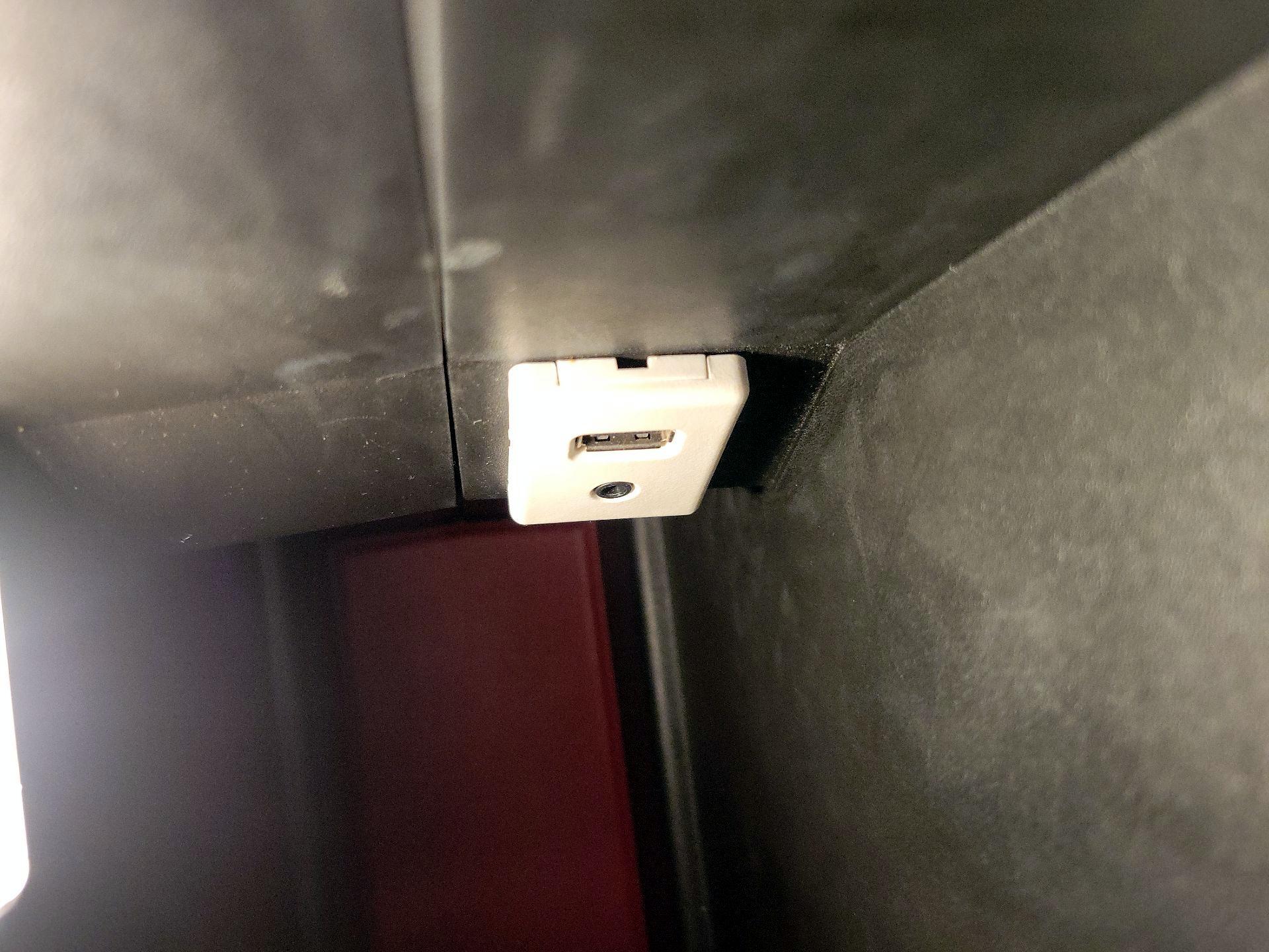 Thumbnail: 2016 Chevrolet Equinox - 17