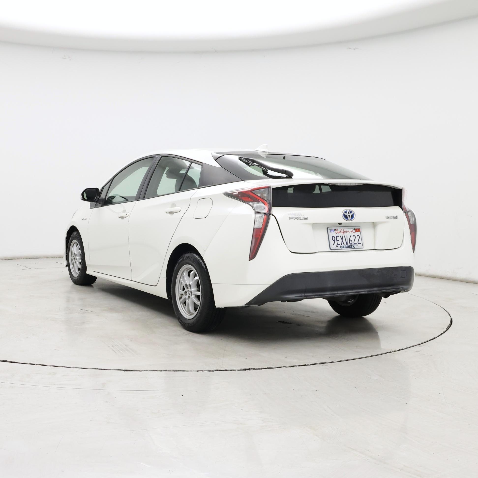 Thumbnail: 2017 Toyota Prius - 2