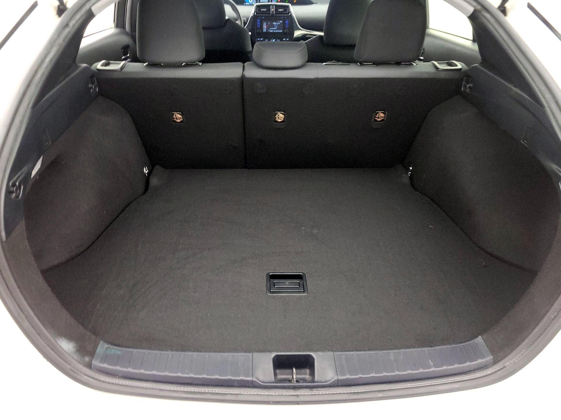 Thumbnail: 2017 Toyota Prius - 20