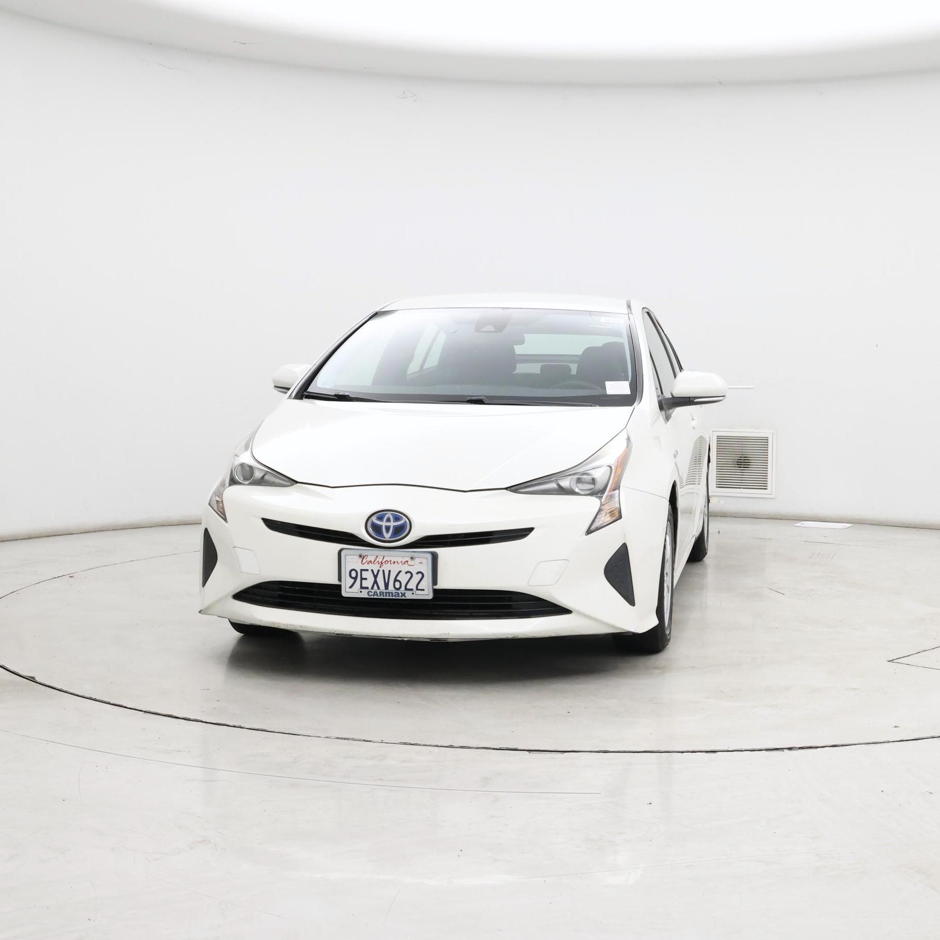 Thumbnail: 2017 Toyota Prius - 5