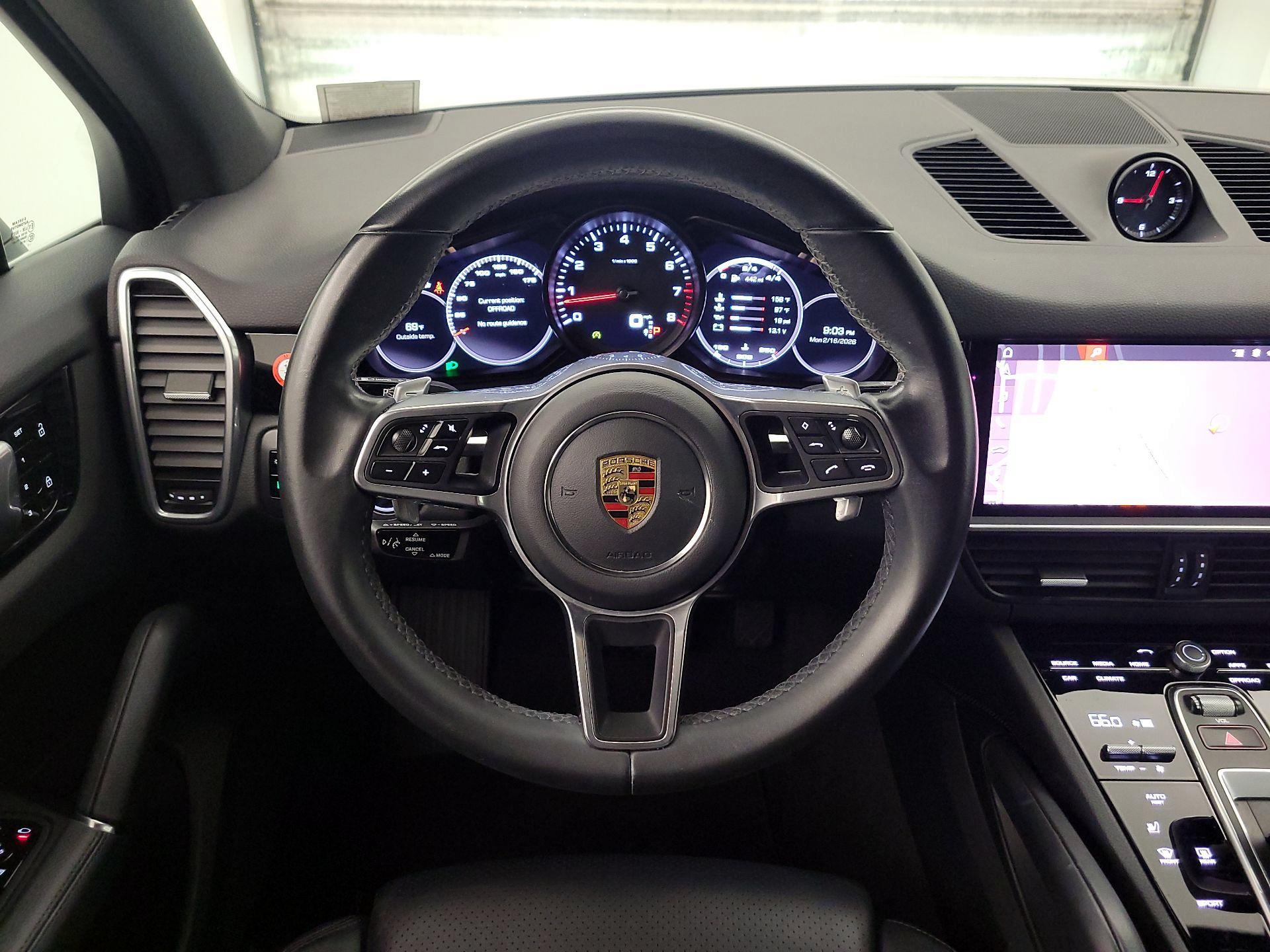 Thumbnail: 2021 Porsche Cayenne - 10