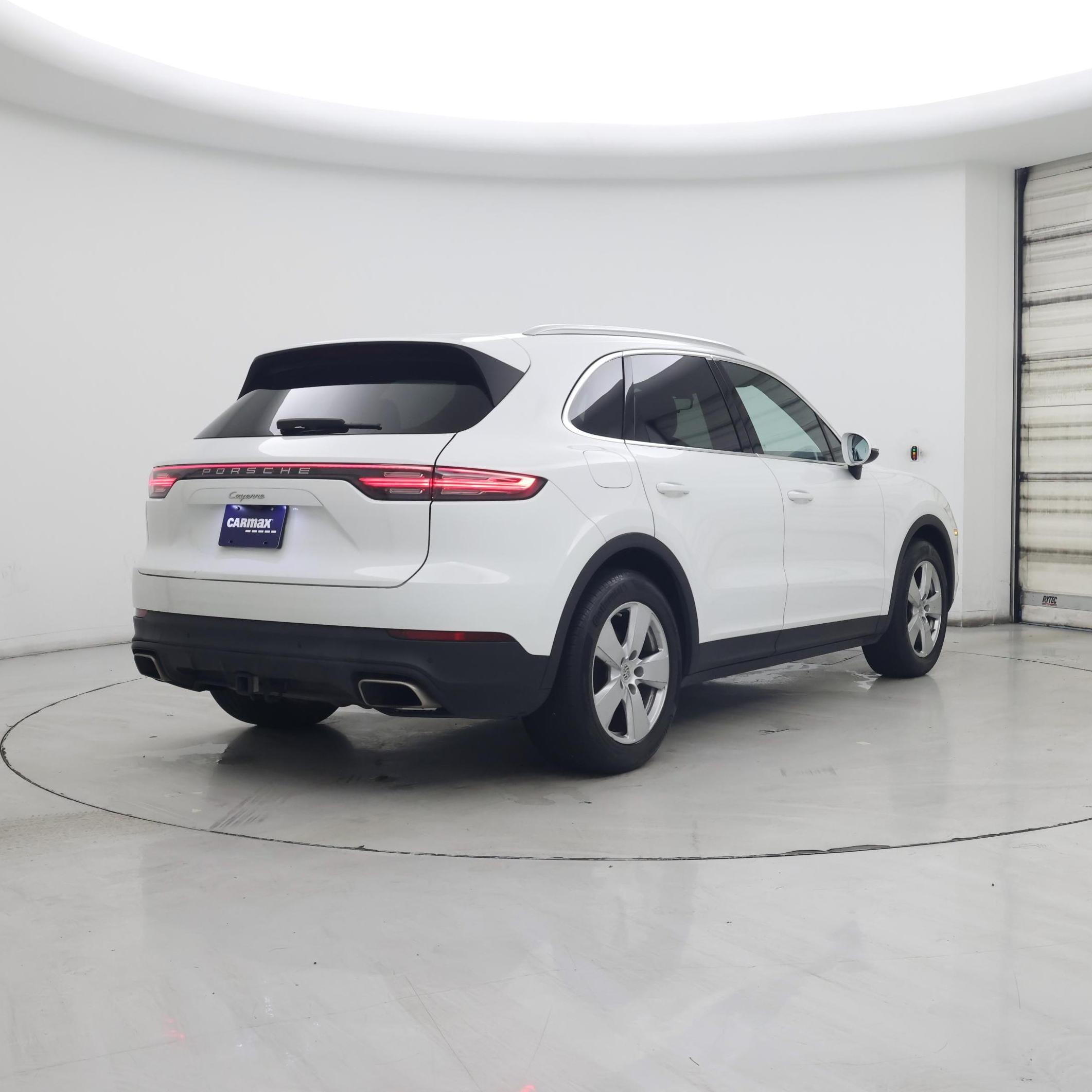 Thumbnail: 2021 Porsche Cayenne - 8