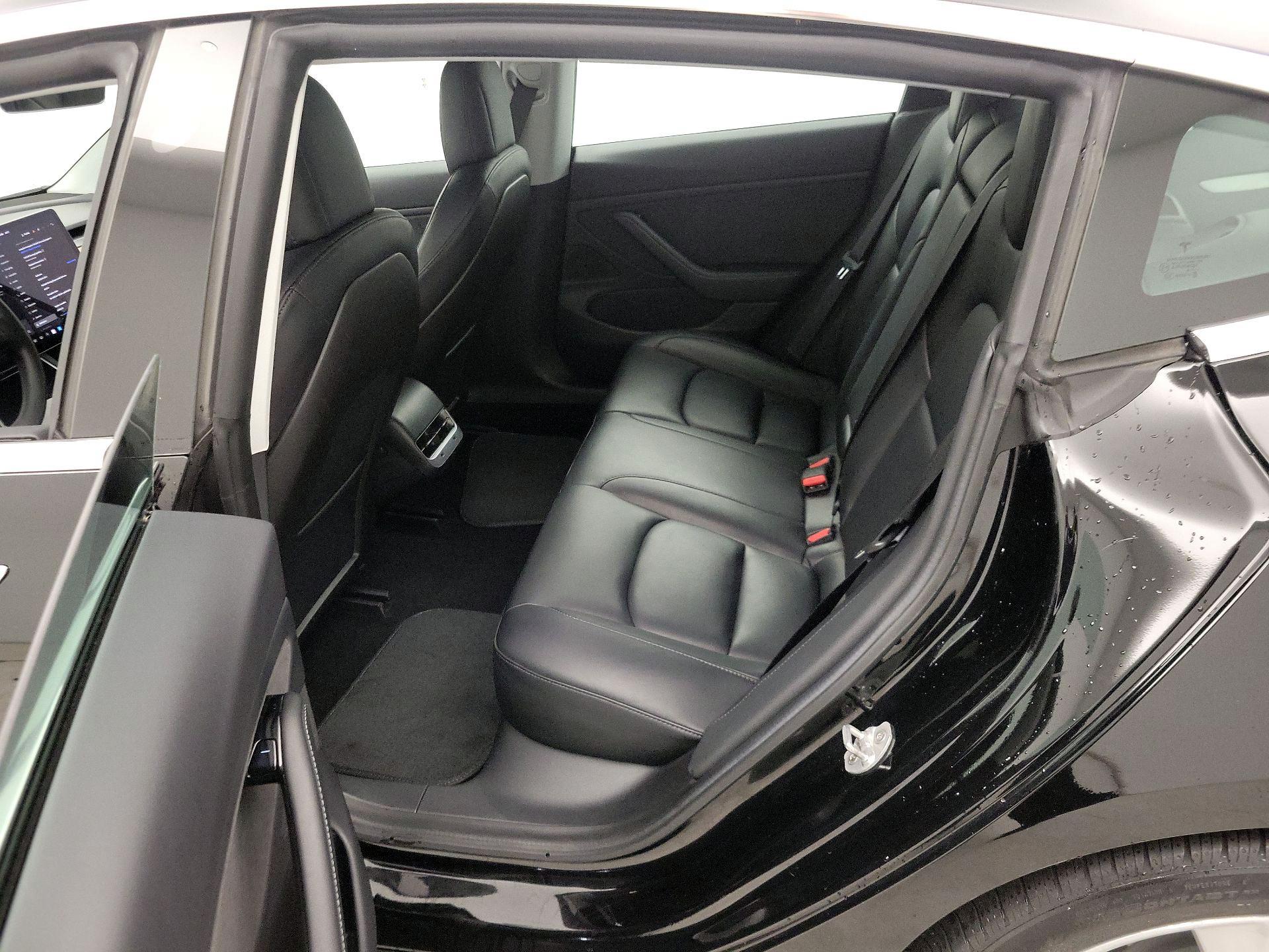 Thumbnail: 2019 Tesla Model 3 - 19