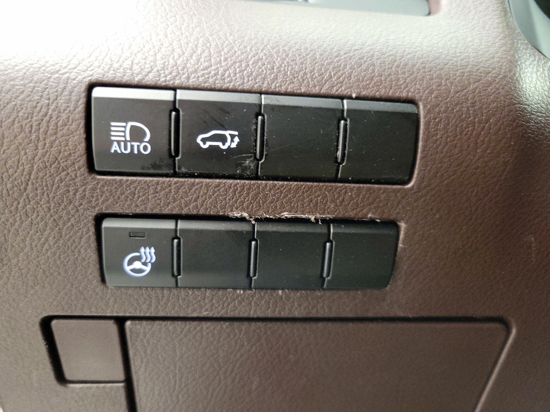 Thumbnail: 2017 Lexus RX - 13