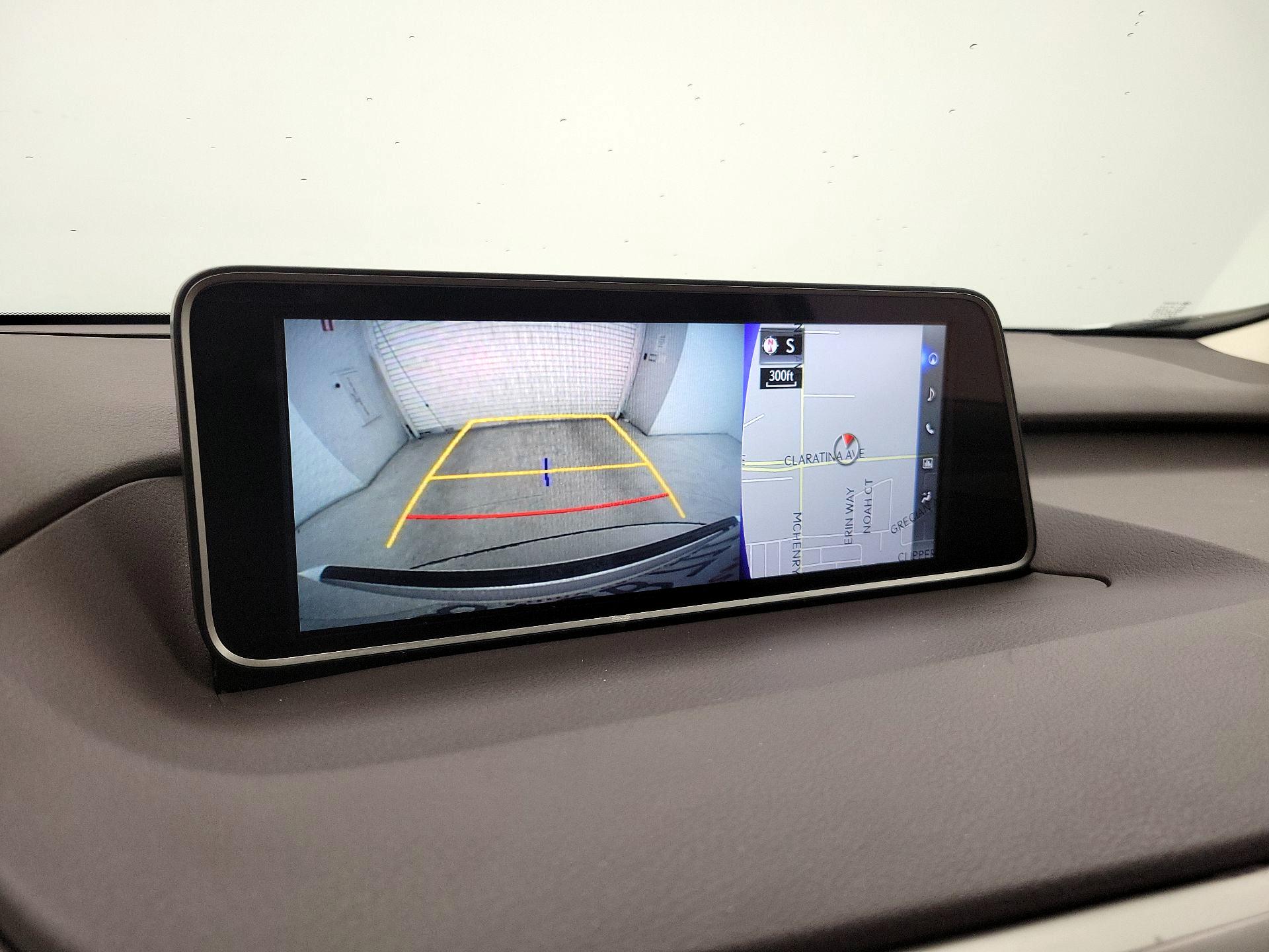 Thumbnail: 2017 Lexus RX - 15