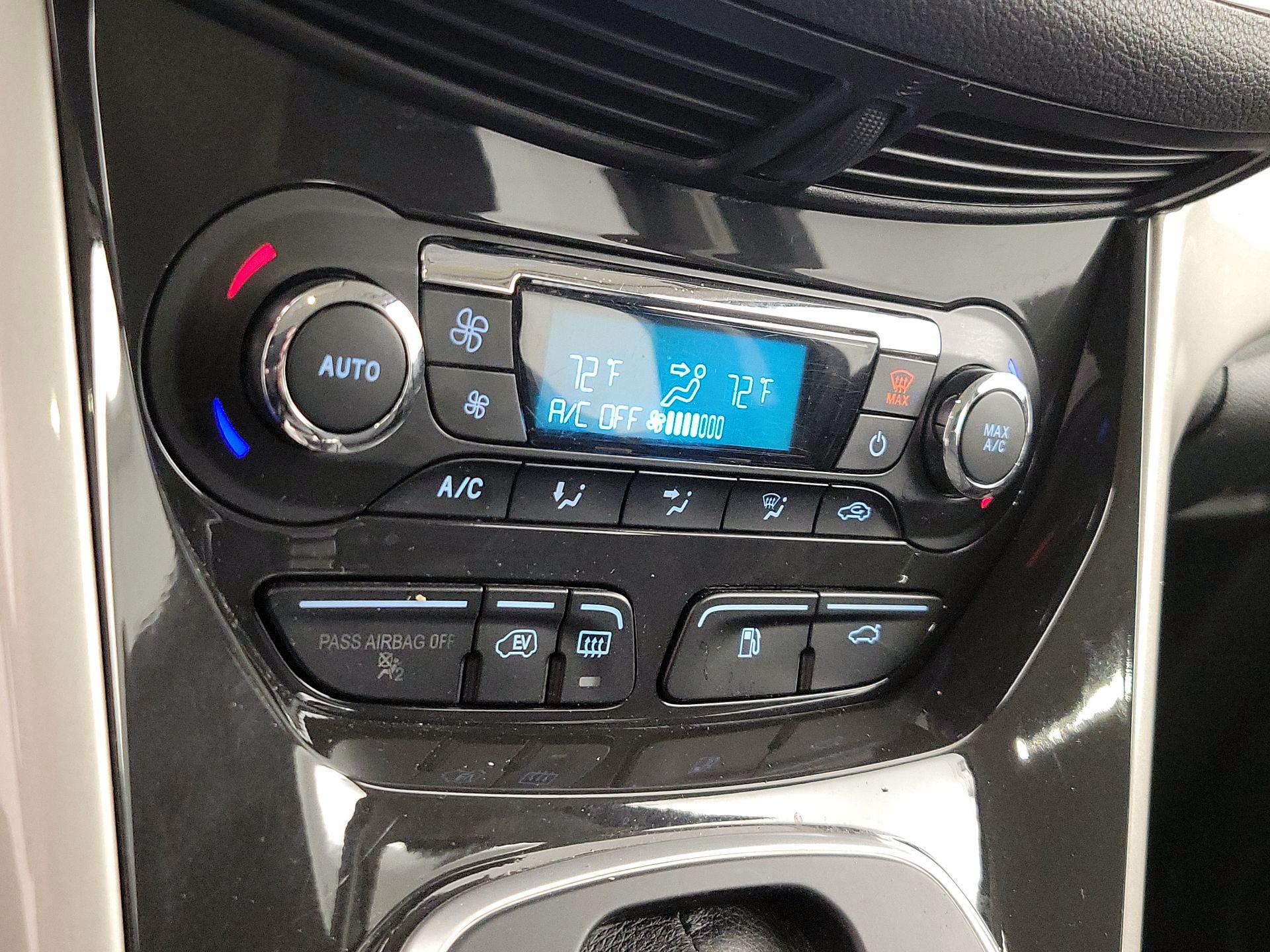 Thumbnail: 2016 Ford C-Max - 17