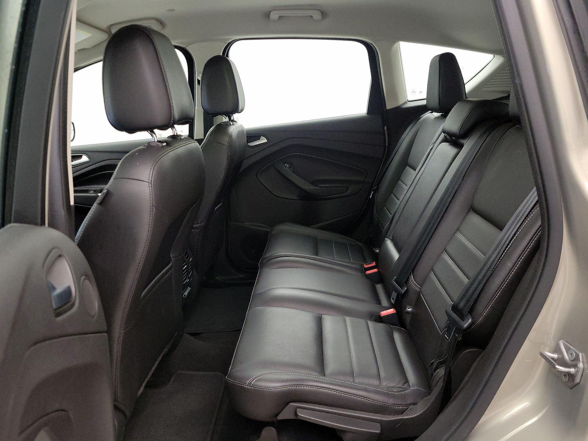 Thumbnail: 2016 Ford C-Max - 20